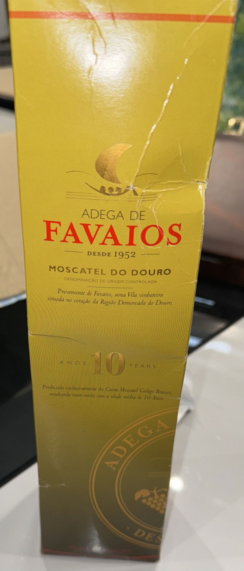 Favaios 10 Year Old Moscatel - New in Box - Image 2 of 3