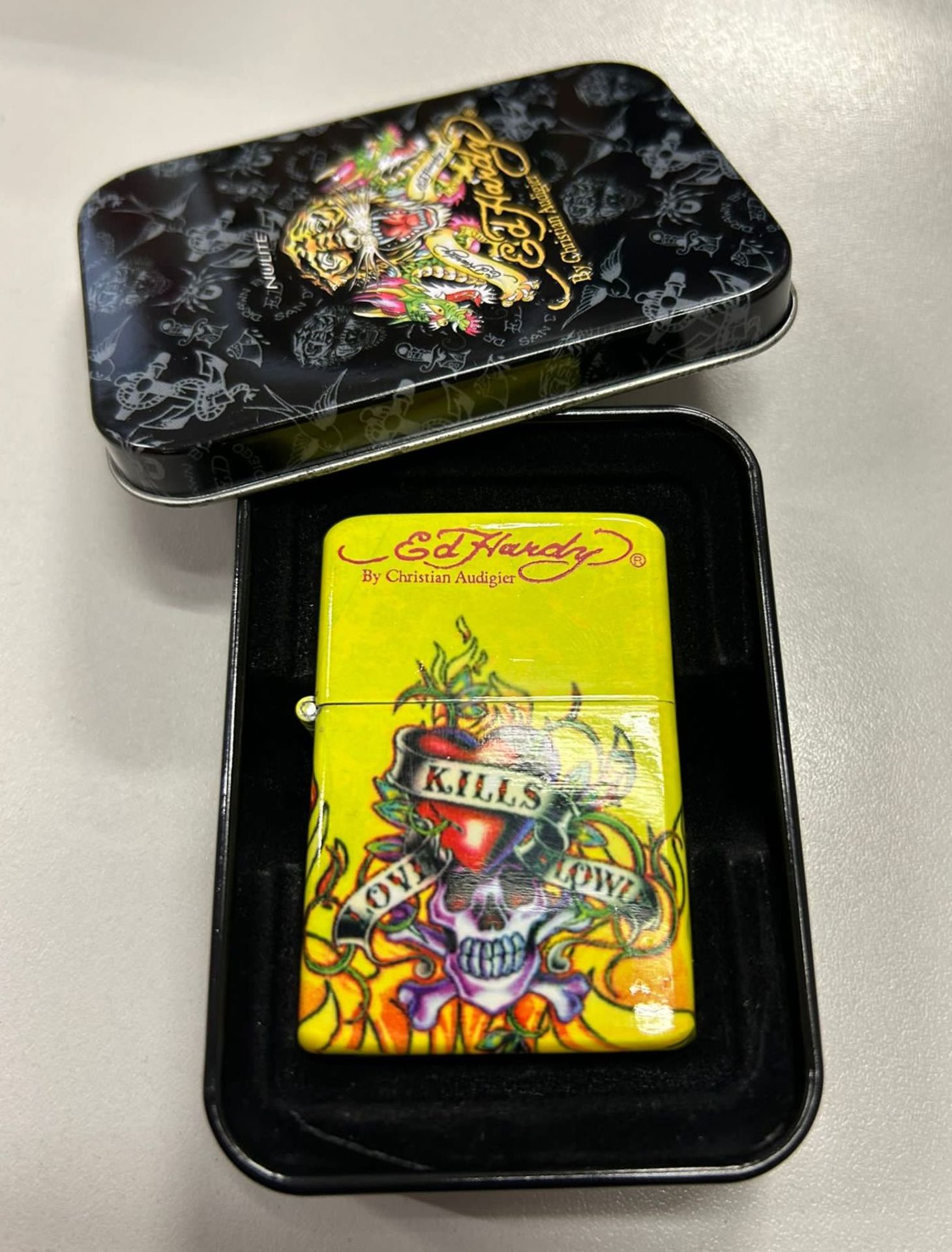 20 x Ed Hardy Tattoo Flip Flint Lighter Gift Set - (NEW) - RRP Â£299.80 !