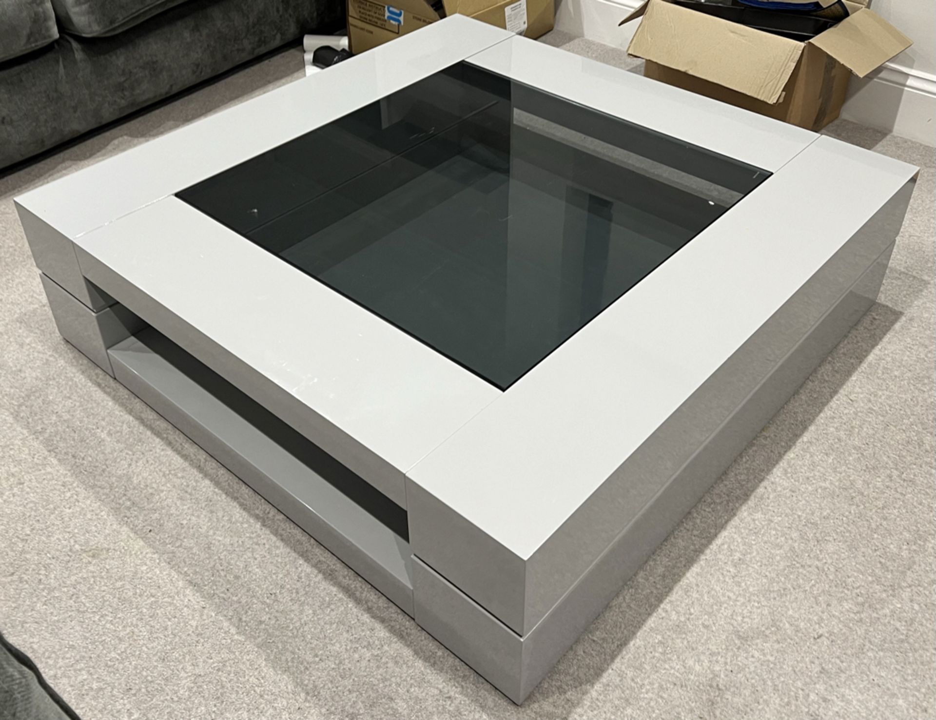 Quatropi Design Studios 682E Square Glass Topped Modern Grey Coffee Table - RRP Â£575 - Bild 3 aus 7
