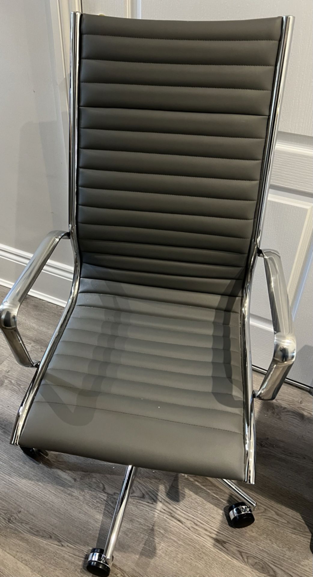 Abbey Medium Back Leather Office Chair - RRP £300+ ! - Bild 2 aus 6