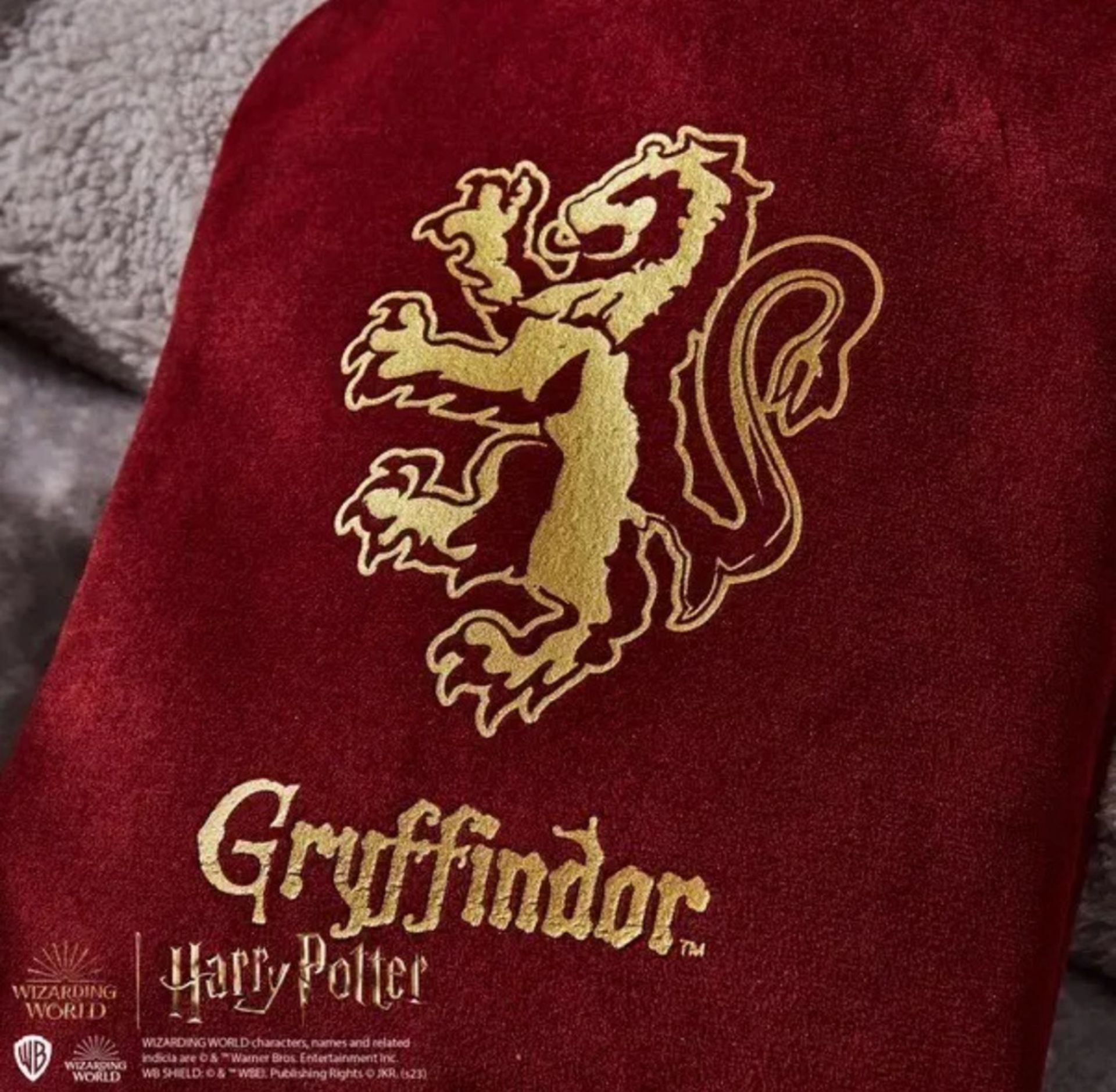 5 x  Harry Potter Gryffindor Hot Water Bottles - Genuine Licensed Products - Brand New - RRP Â£64.95 - Image 3 of 4