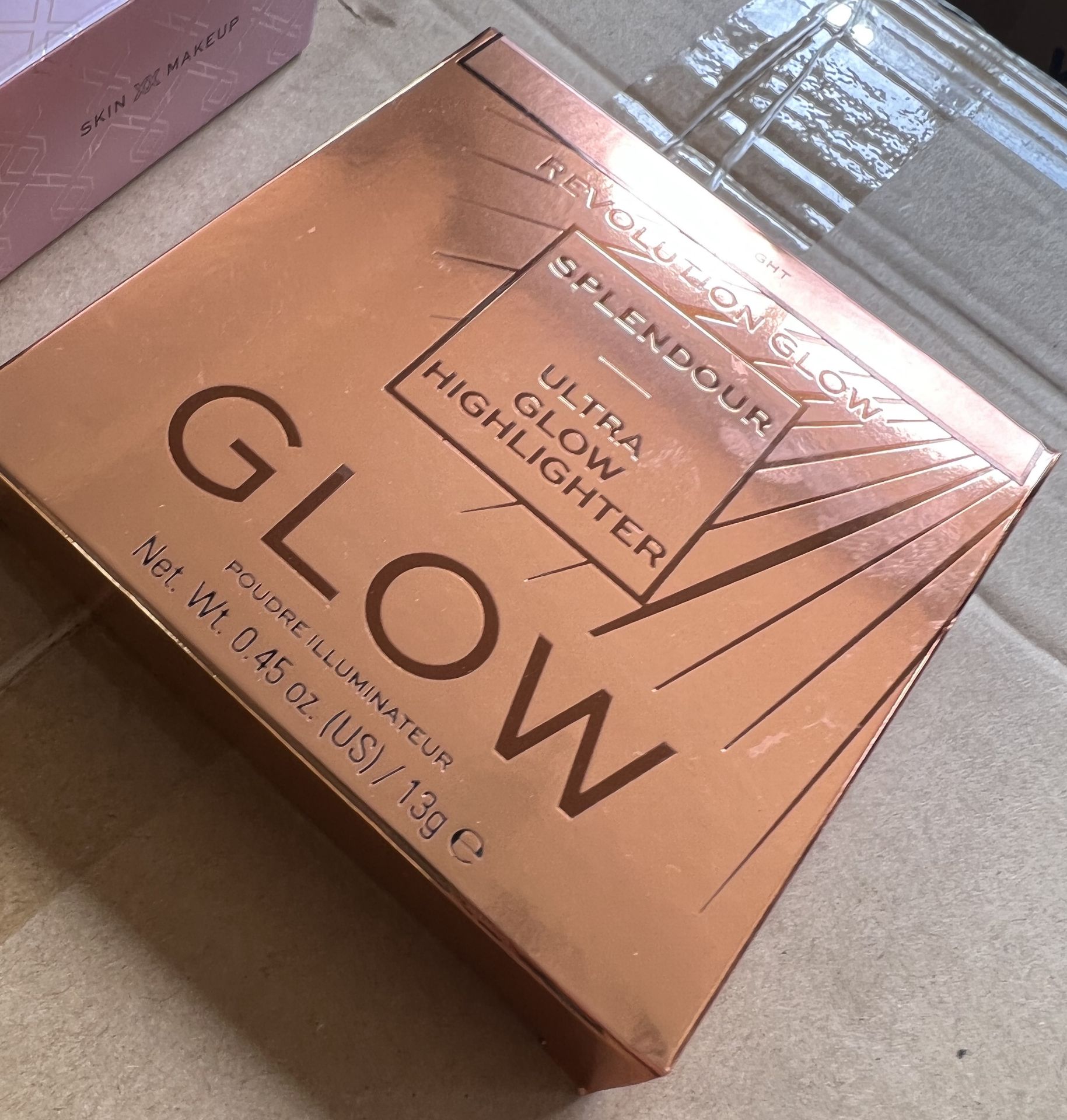 36 x Revolution Splendour Glow Highlighter (NEW) - RRP Â£287+ ! - Bild 3 aus 3