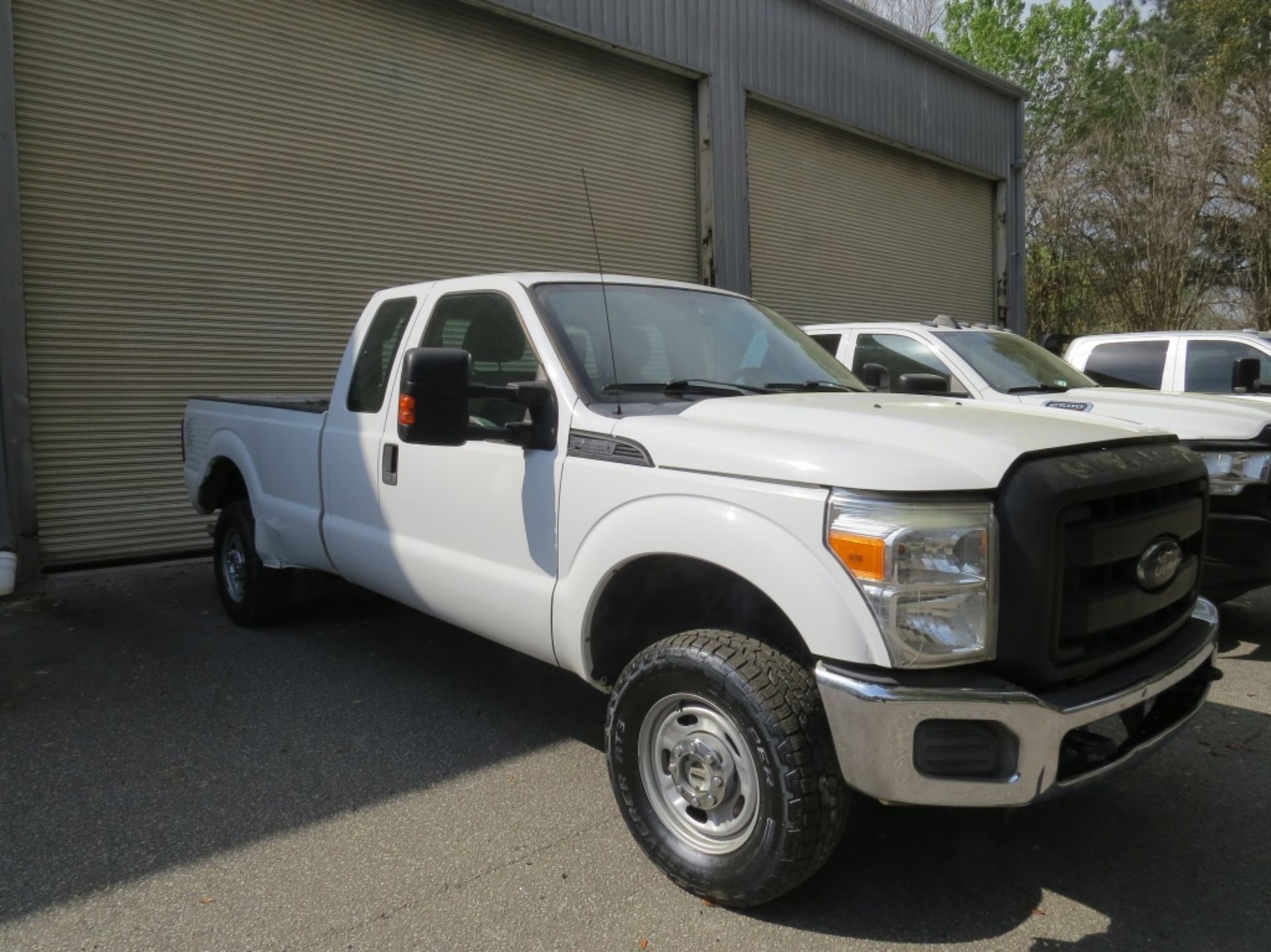 2015 Ford F250 4x4 VIN: 1FT7X2B6XFEB85290 163,888 miles showing Gas 8' Bed Extended Cab - Image 3 of 11