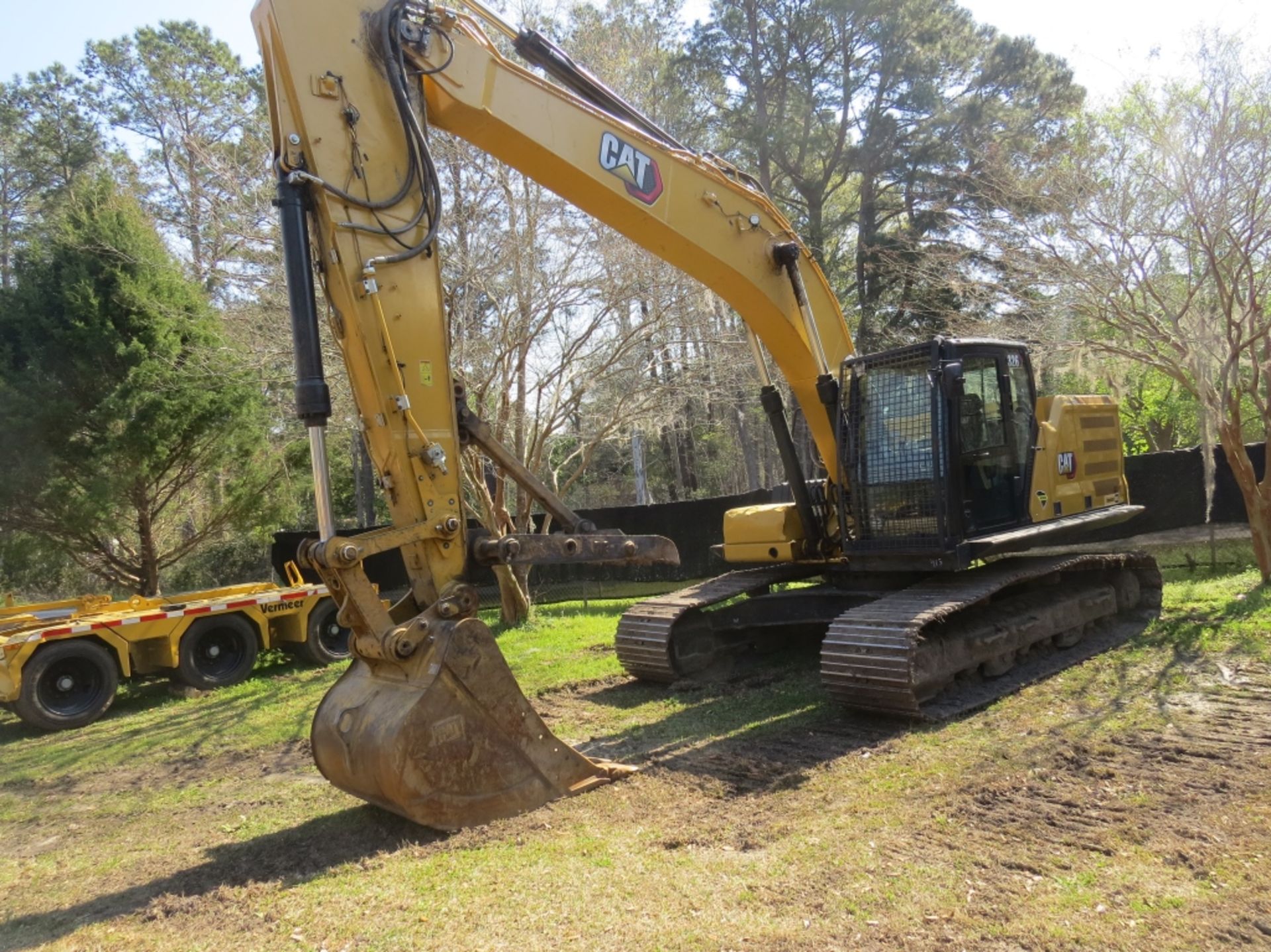 2022 CAT 326 Excavator Cab A/C Auxillary Hydraulics 48" Bucket & DE Thumb Grade Control 2673 hours