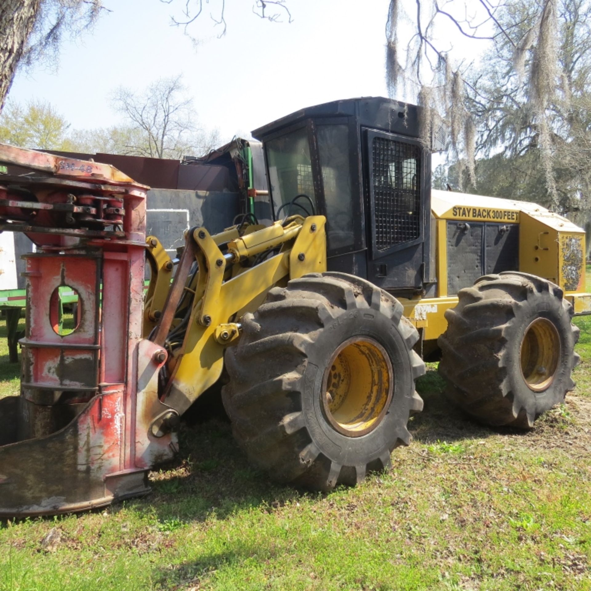 2007 CAT 553 Joystick Control SH-48 Sawhead & Side Pockets 6458 hours showing 28L-26 Tires S/N: