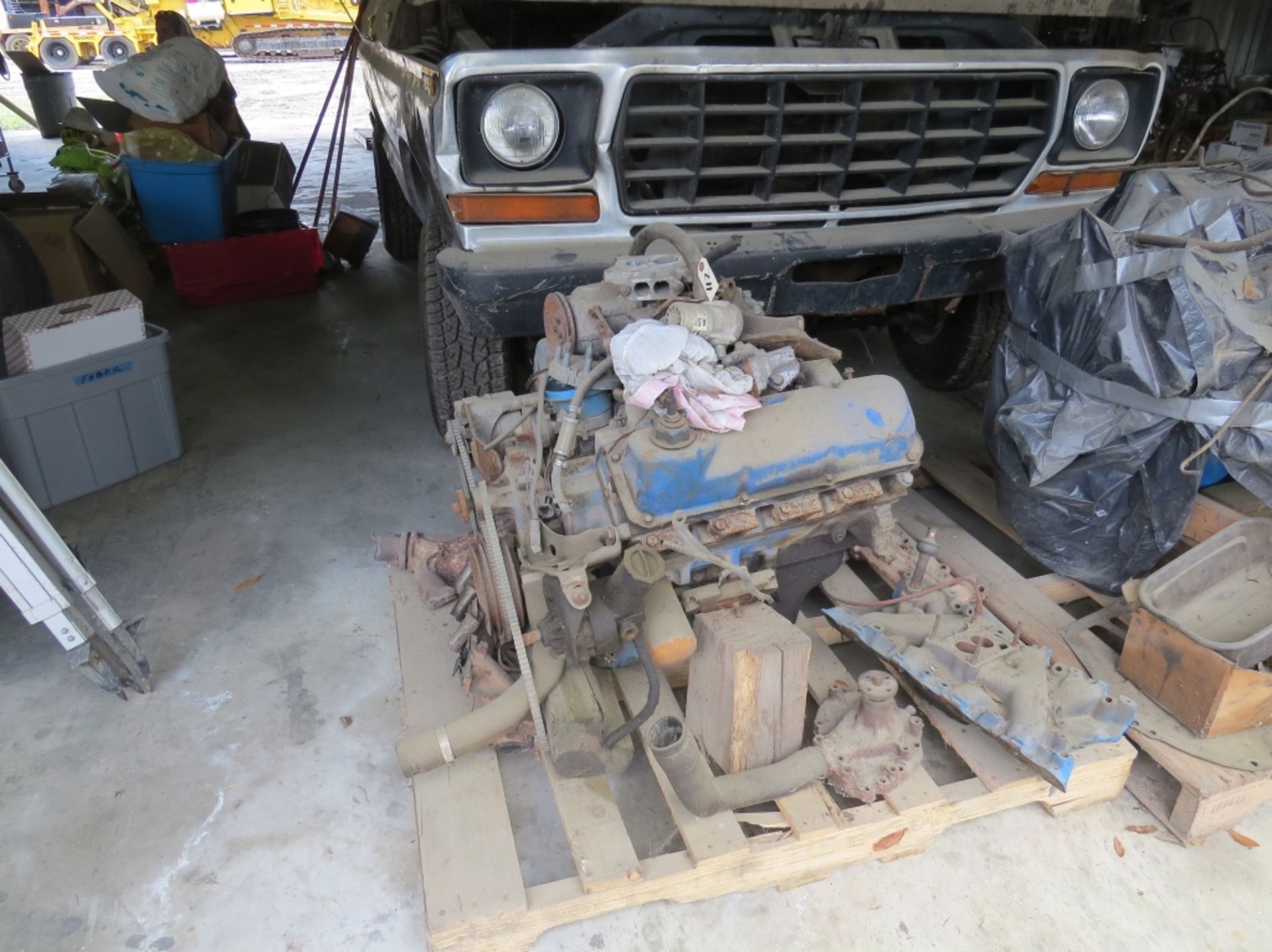 1978 Ford Bronco CUSTOM with Parts NEW ENGINE, TRANSMISSION. VIN: U15HLBA9890 - Image 2 of 11