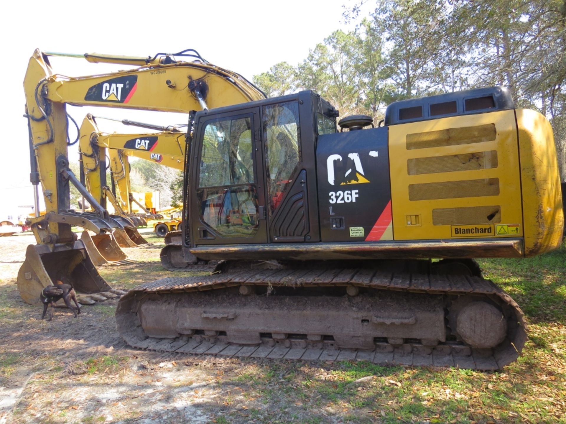 2015 CAT 326FL Excavator Cab A/C 48" Bucket & DE Thumb 9356 hours showing Auxillary Hydraulics S/ - Image 10 of 26