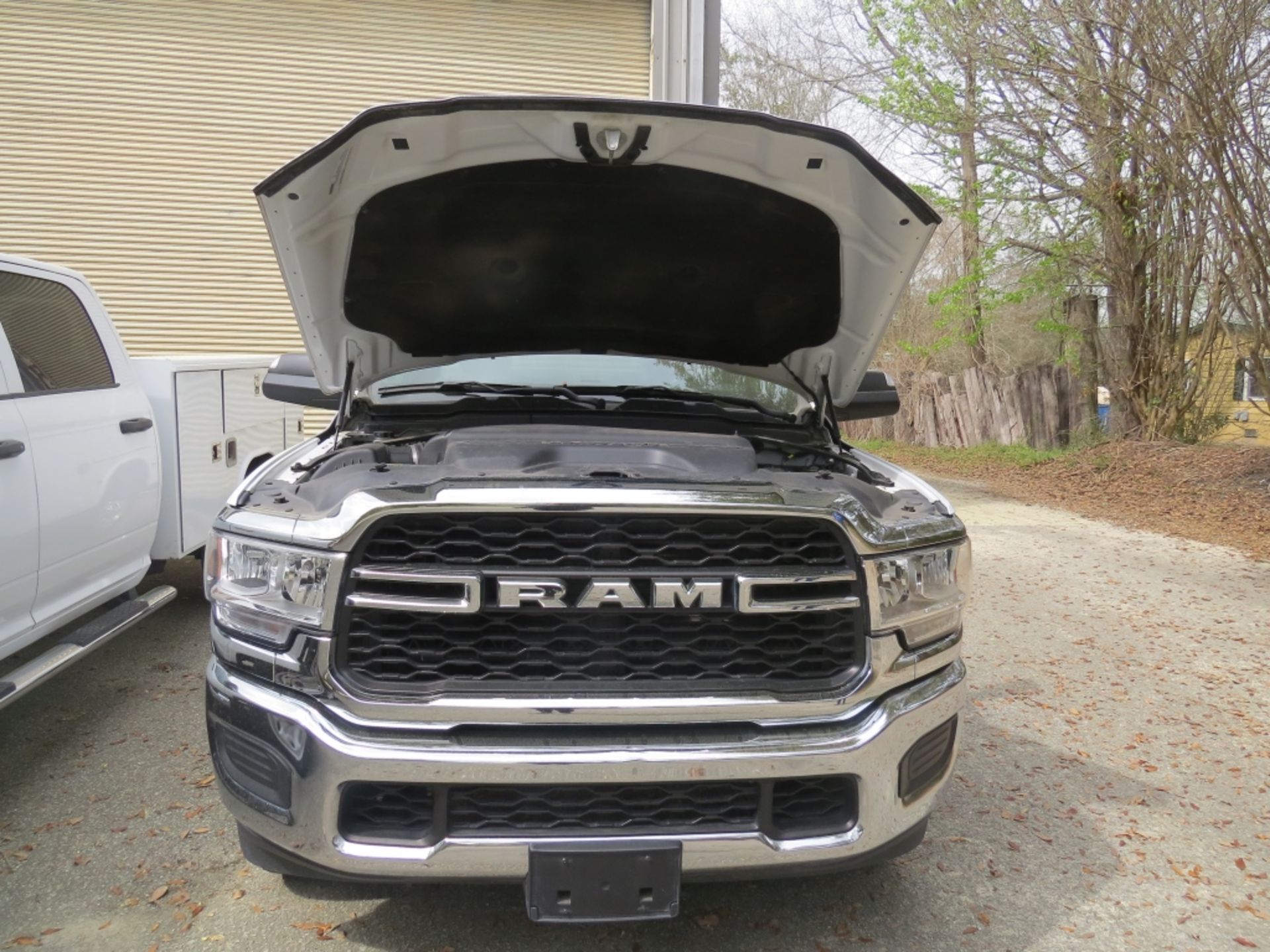 2021 Dodge Ram 2500 6.4L Hemi 4x4 VIN: 3C7WR5AJ3MG609107 42,751 miles showing 2 Door Automatic - Image 5 of 18