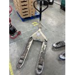 Pallet truck