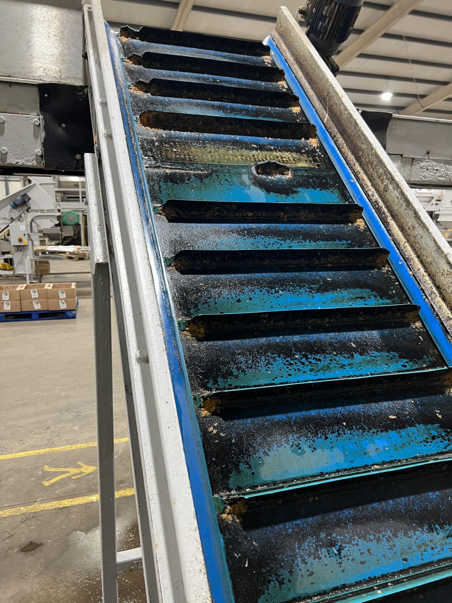 Elevator conveyor - Image 2 of 2