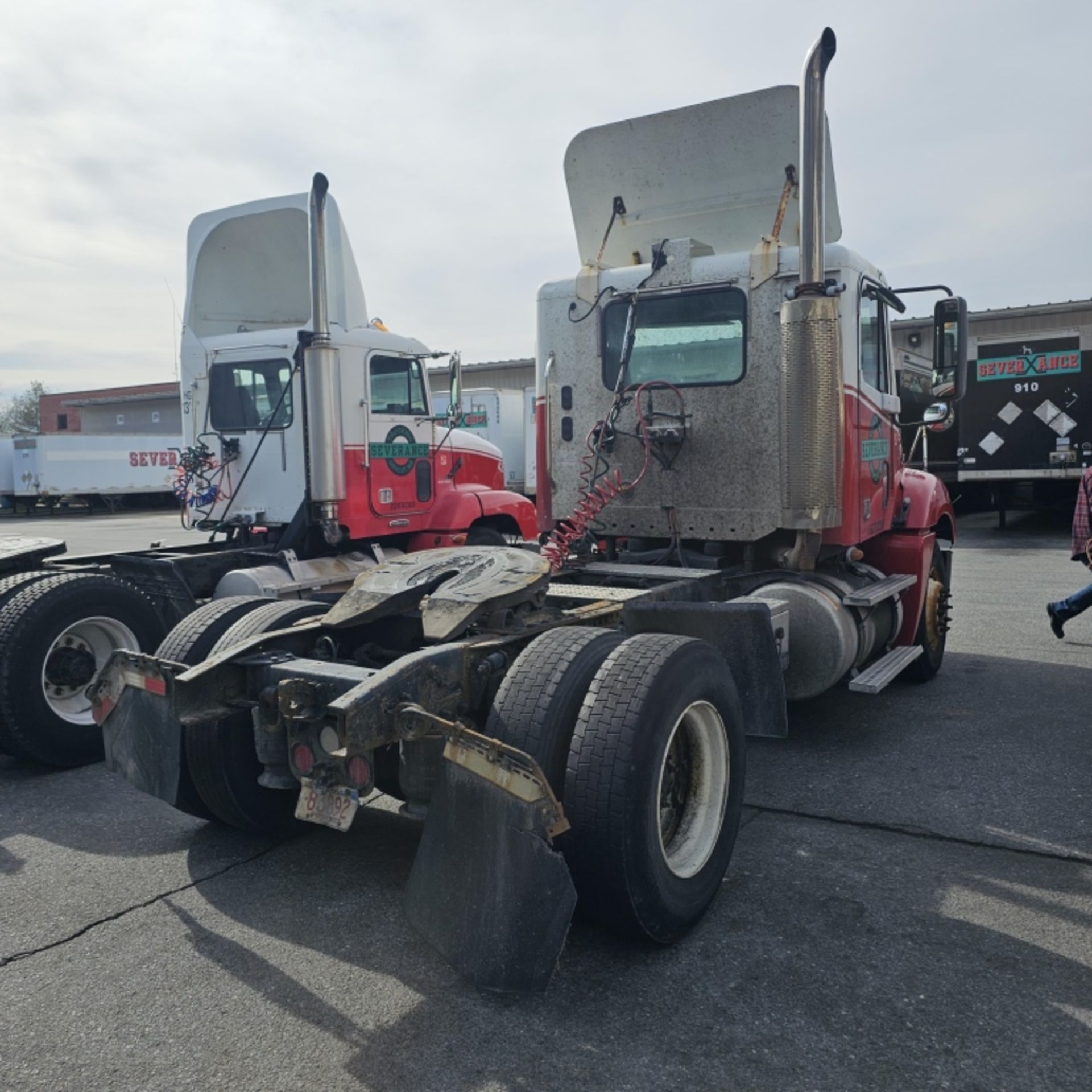 2006 Freightliner Tractor - Image 4 of 12