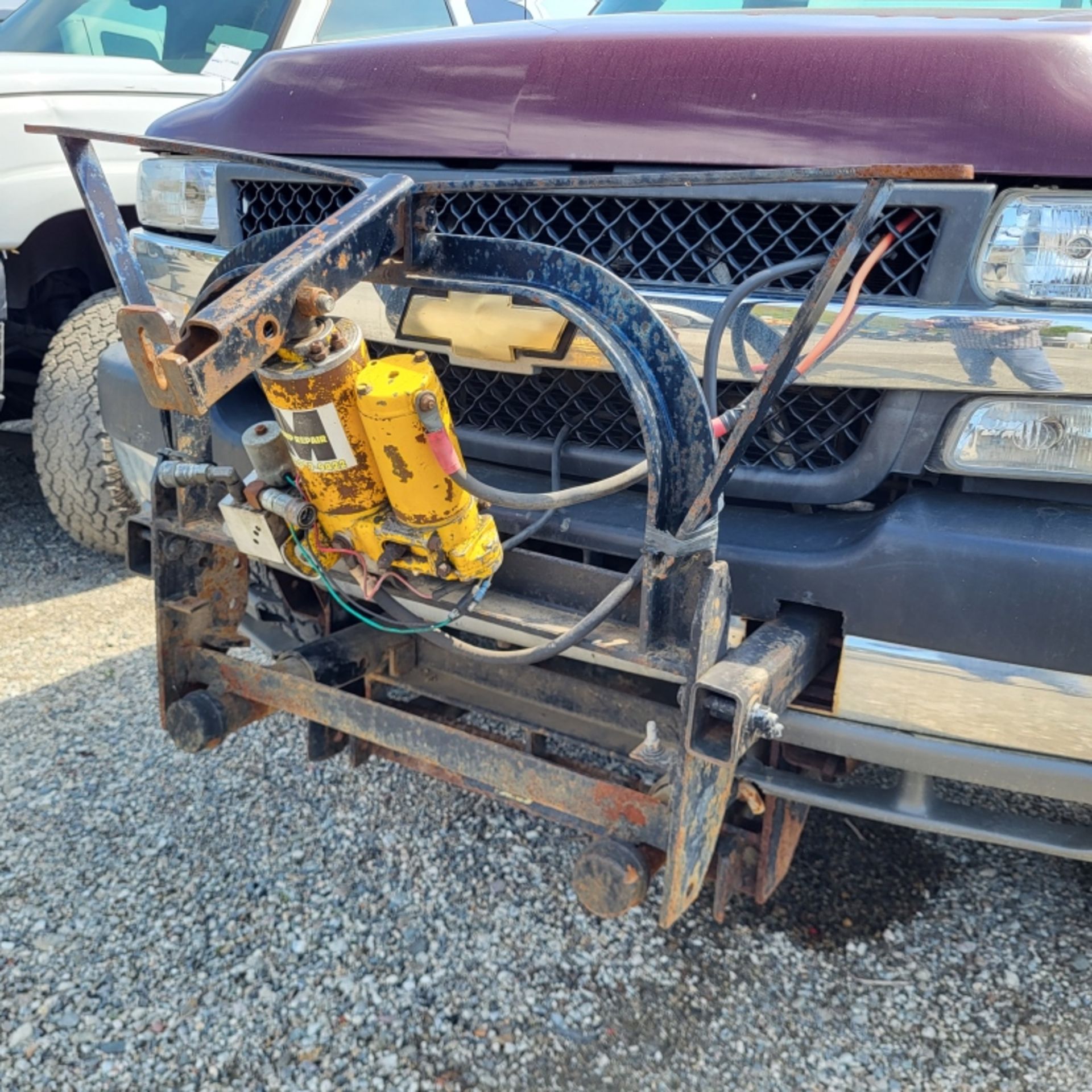 2002 Chevy Silverado pickup w/plow - Image 13 of 19