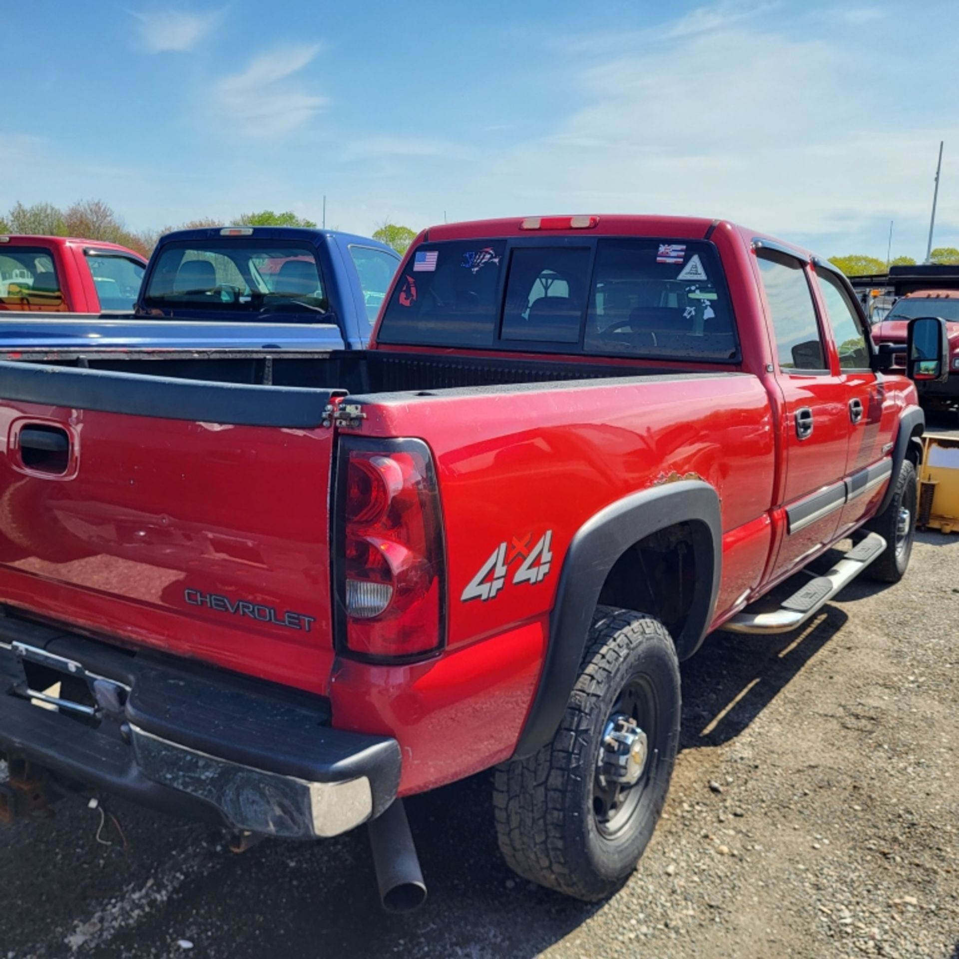 2005 Chevy Silverado Pickup W/plow - Image 9 of 20