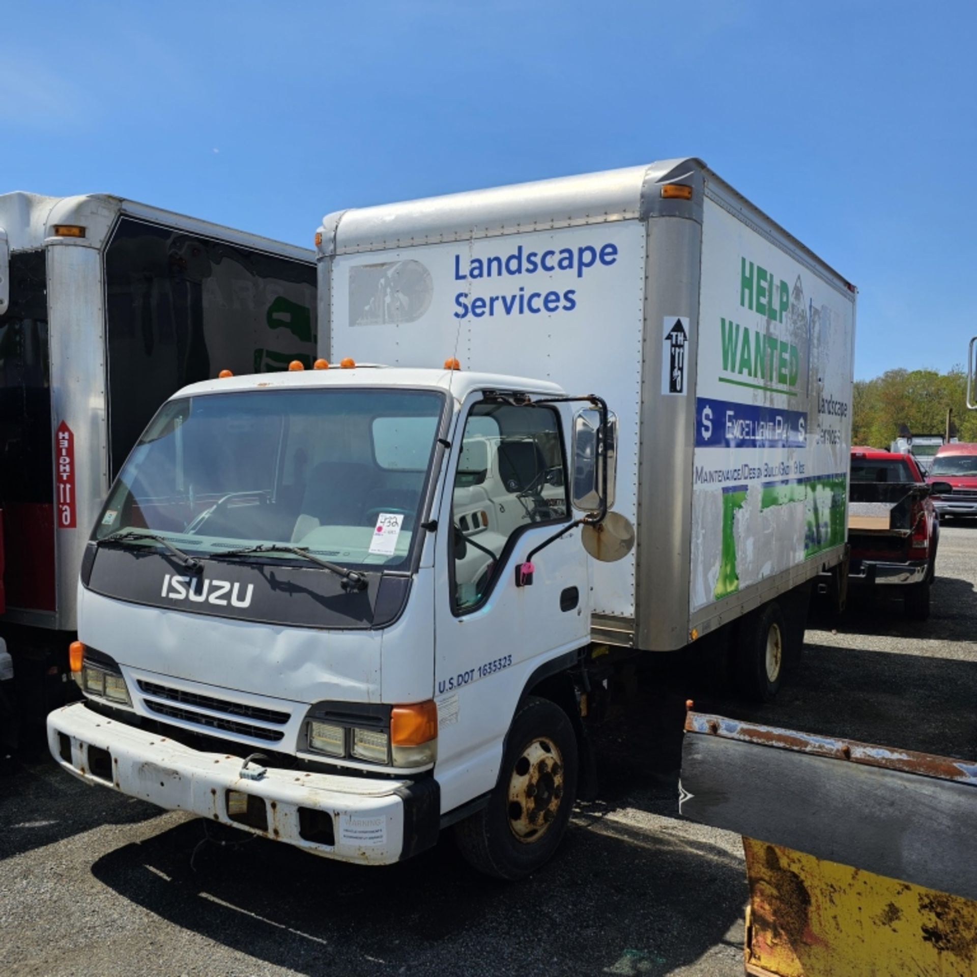 2005 Isuzu Box Truck - Image 2 of 10