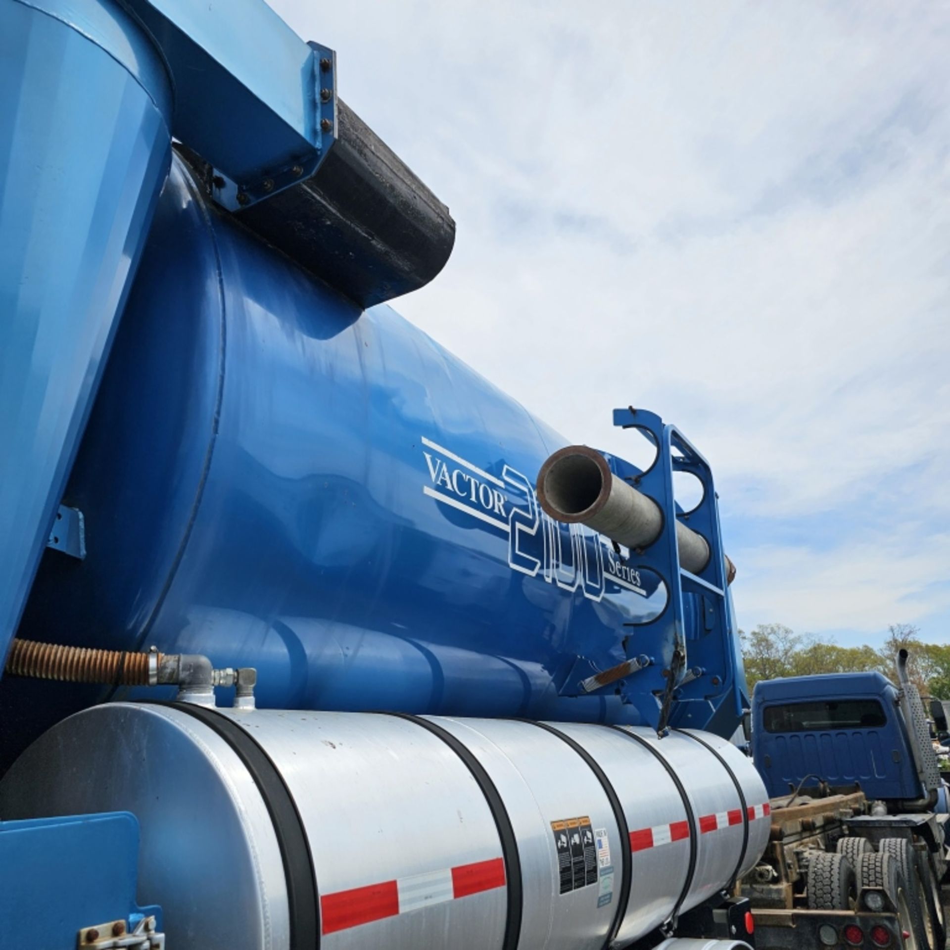 2004 Sterling Vactor Truck - Image 12 of 15