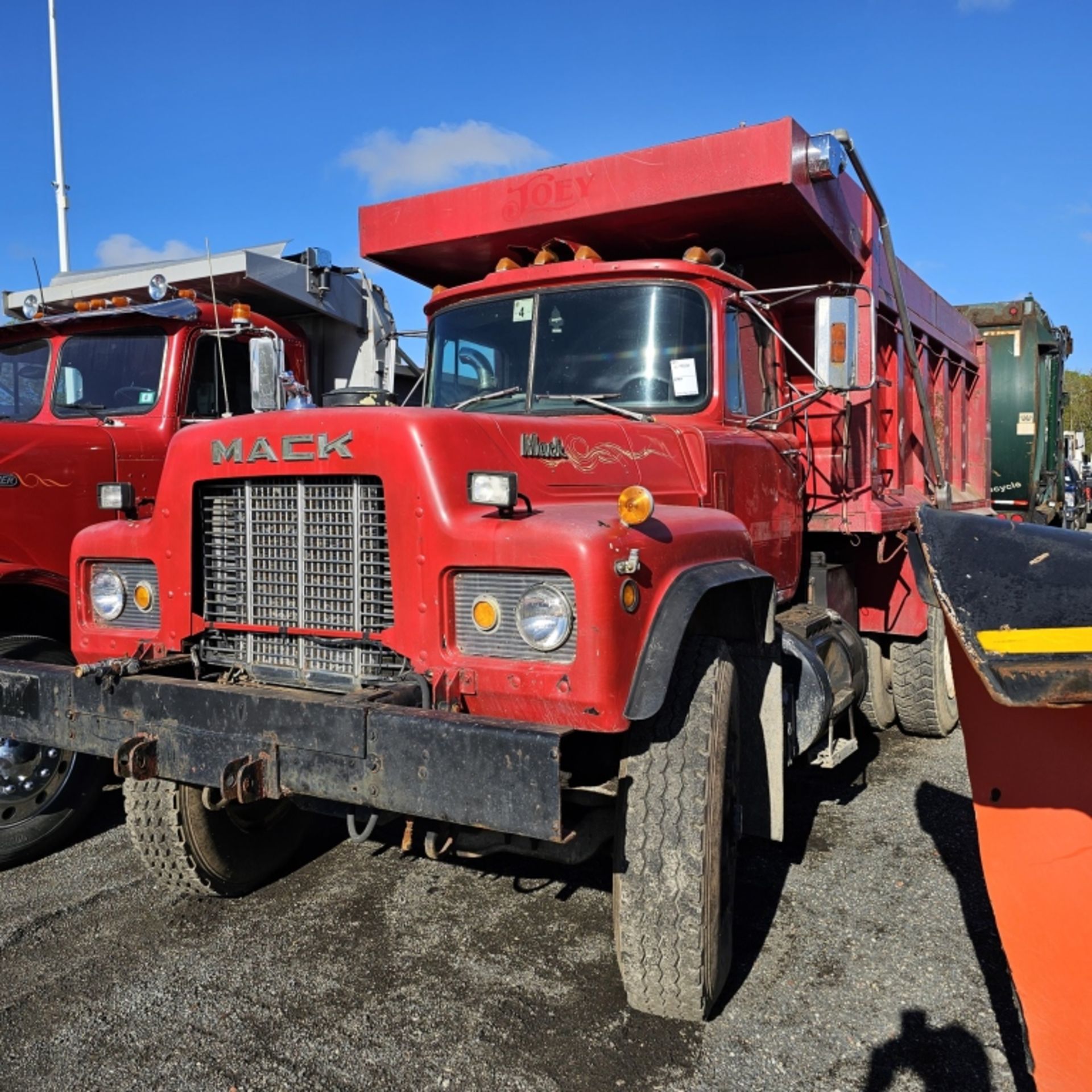 1989 Mack Rd688sx Dump Truck - Image 2 of 12