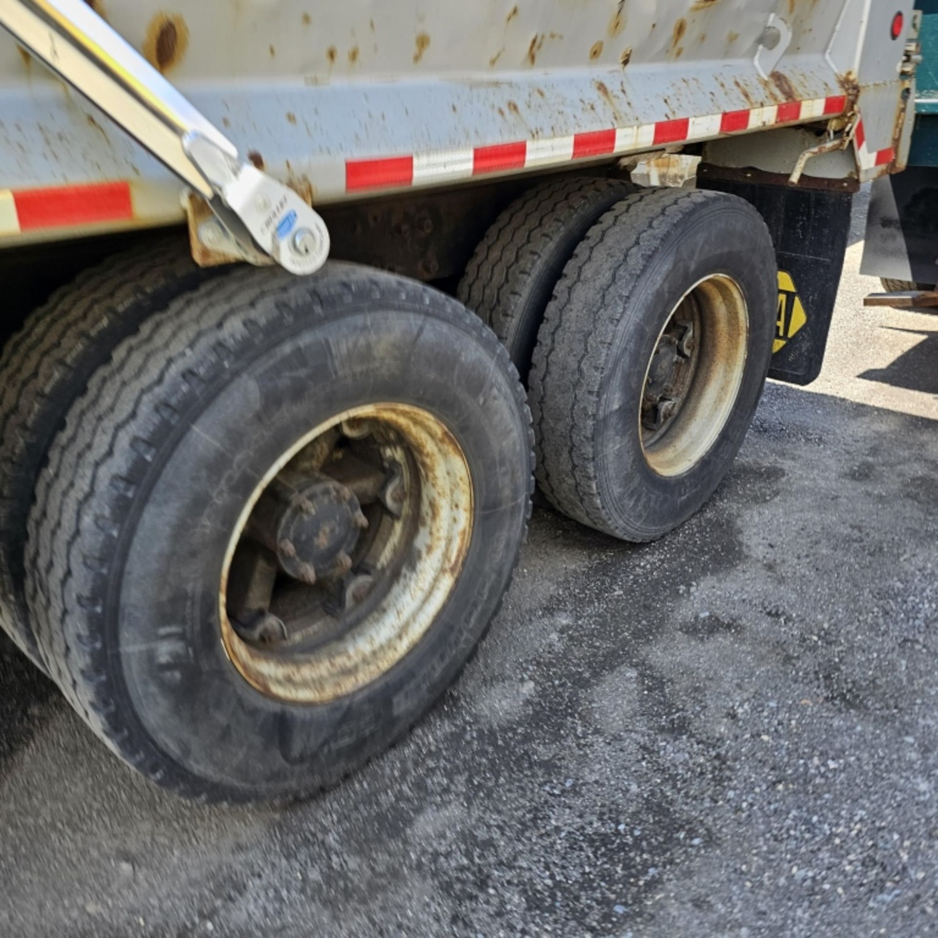 1990 Mack Rd690s Dump Truck - Image 5 of 14