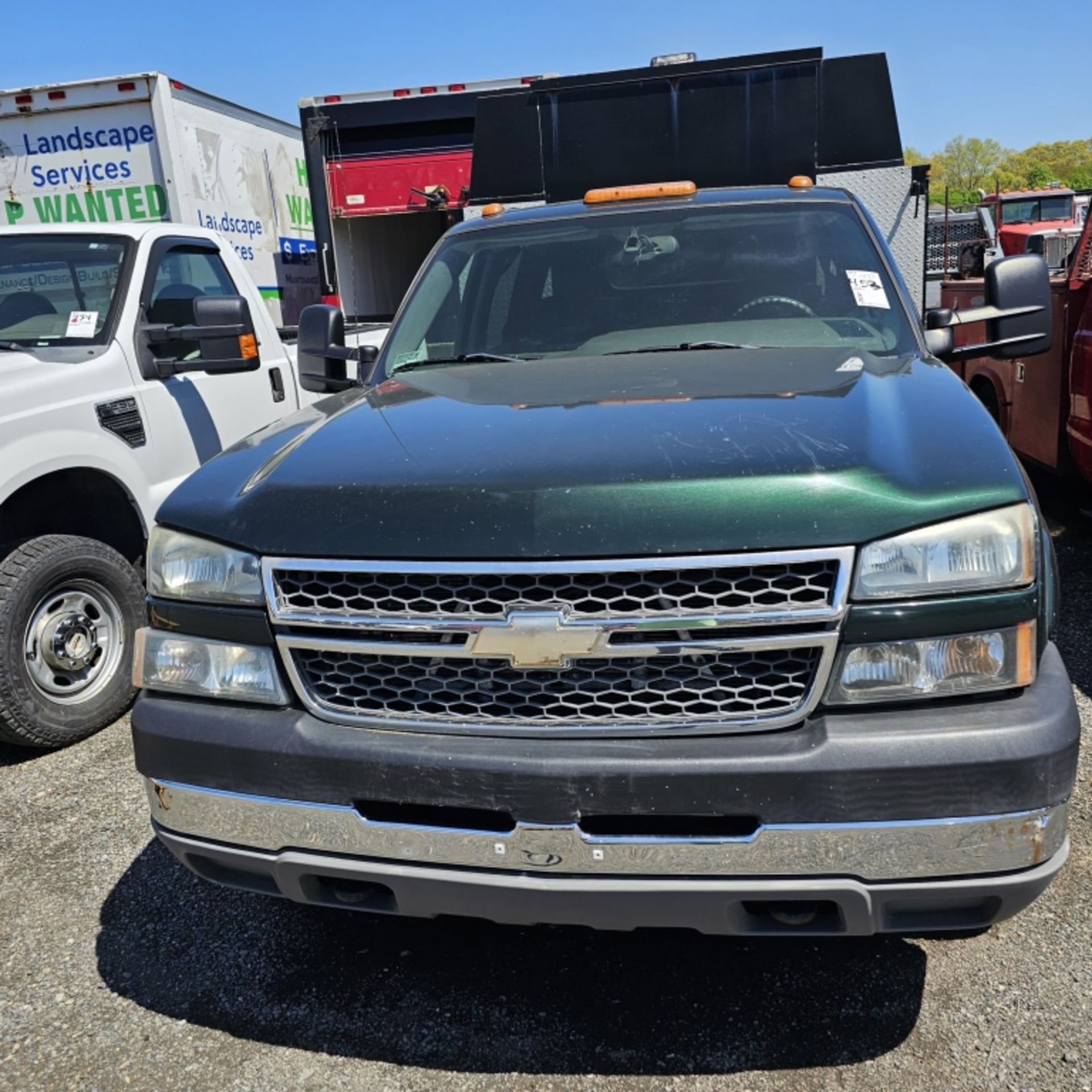 2005 Chevy 3500 Utility Truck - Image 3 of 8