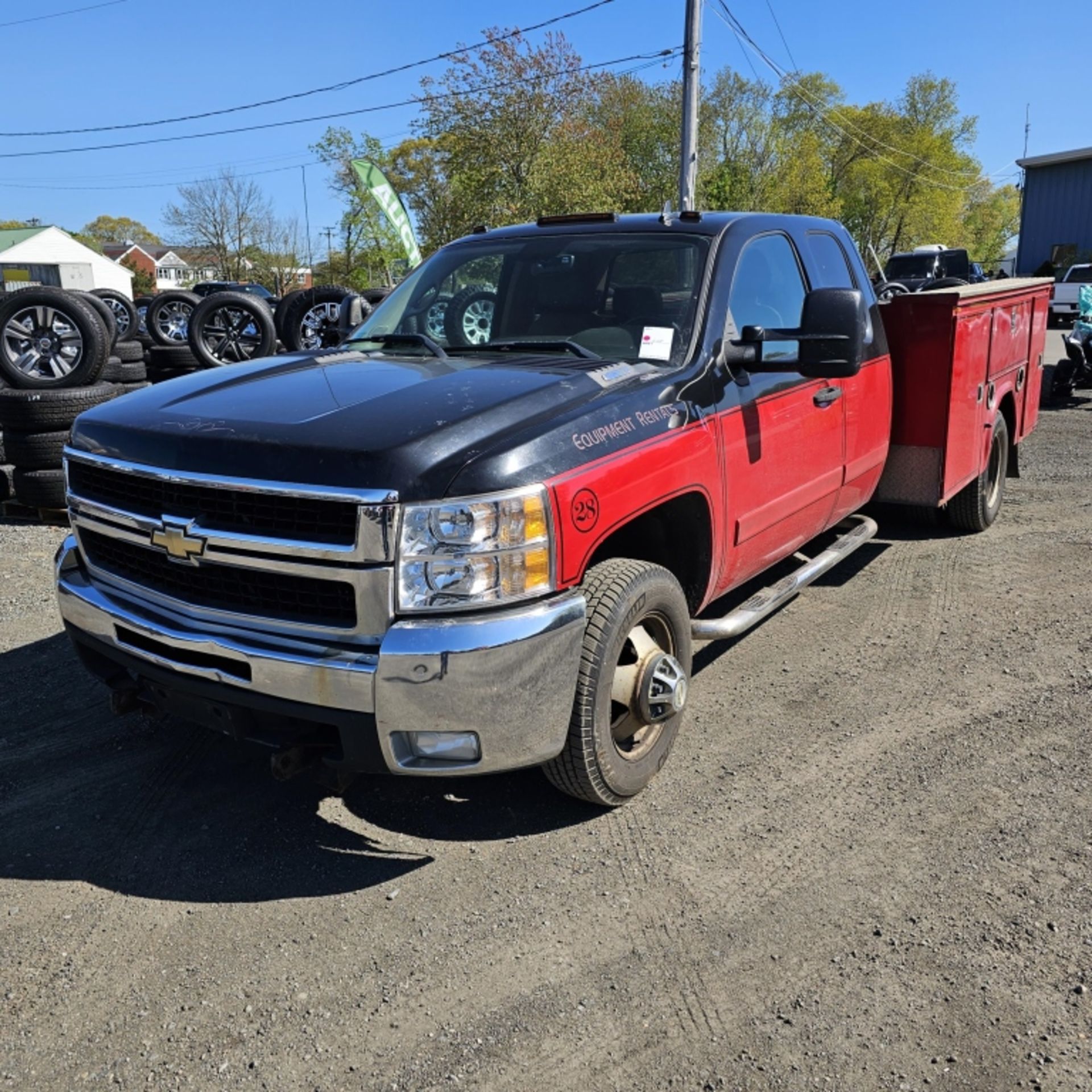 2008 Chevy Service Truck - Image 2 of 12