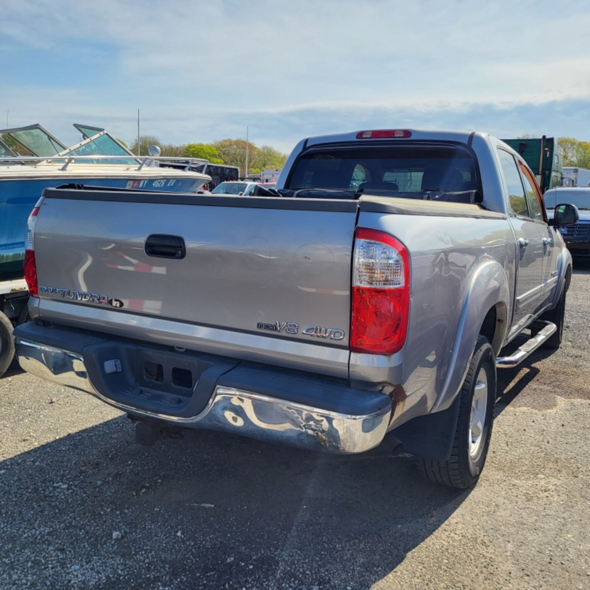 2004 Toyota Tundra Pickup - Image 7 of 16