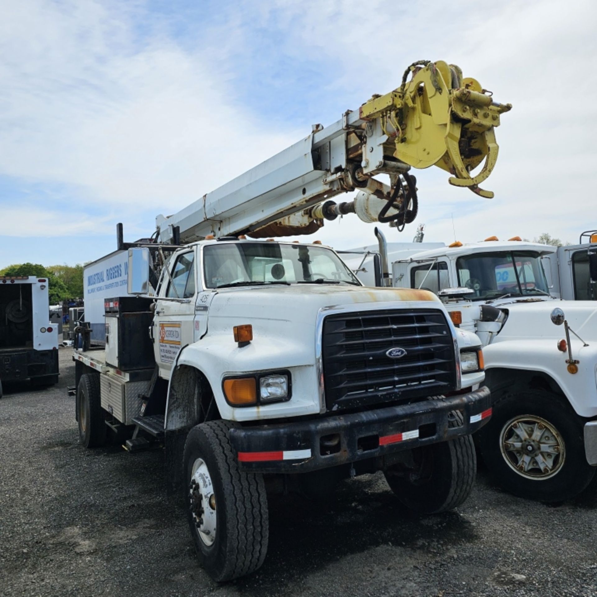 1995 Ford F Series Drilling Truck