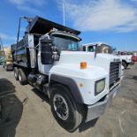 1993 Mack Rd688s Dump Truck