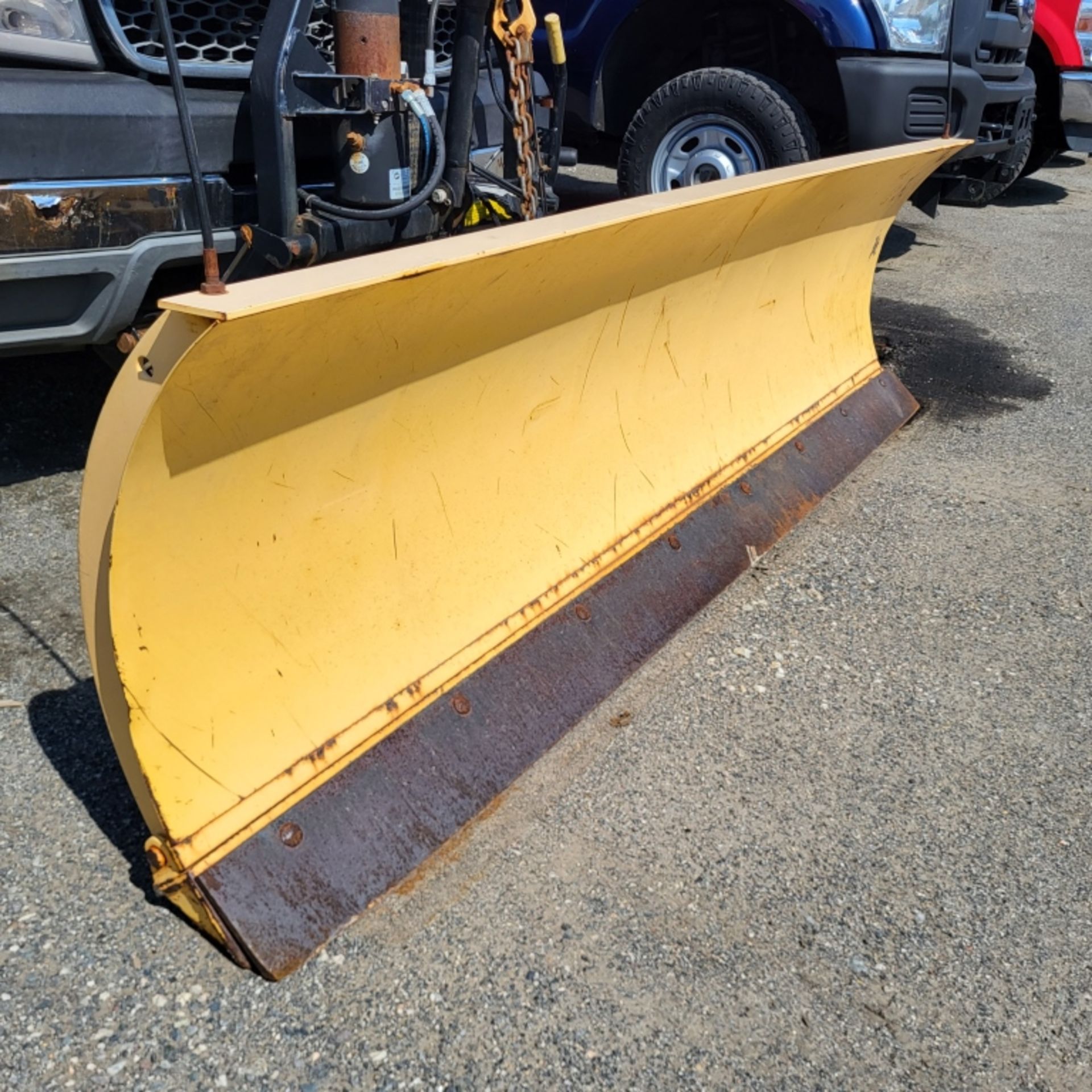 2005 Chevy Silverado Pickup W/plow - Image 5 of 20