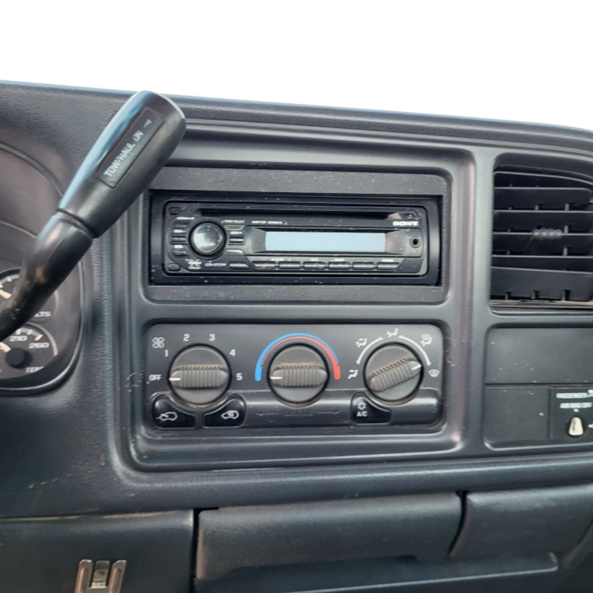 2002 Chevy Silverado pickup w/plow - Image 16 of 19