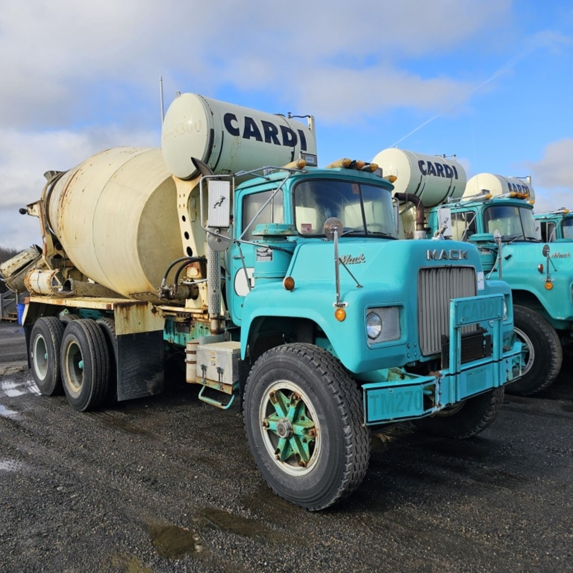 1985 Mack Dm686sx Rear Discharge Mixer - Image 3 of 12