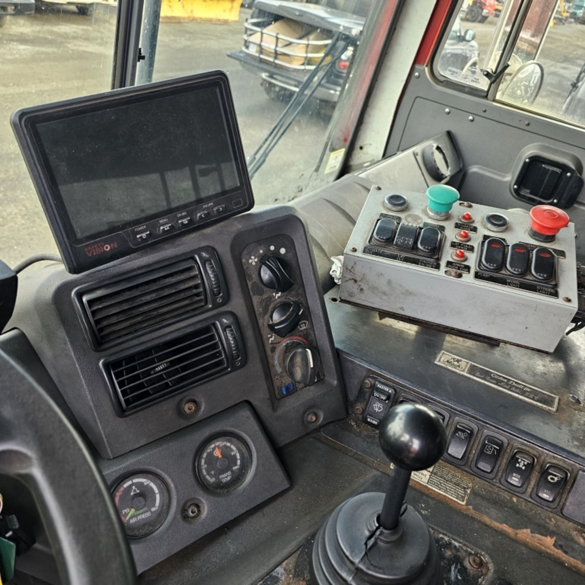 2010 Mack Mru613 Rear Load Packer - Image 14 of 14