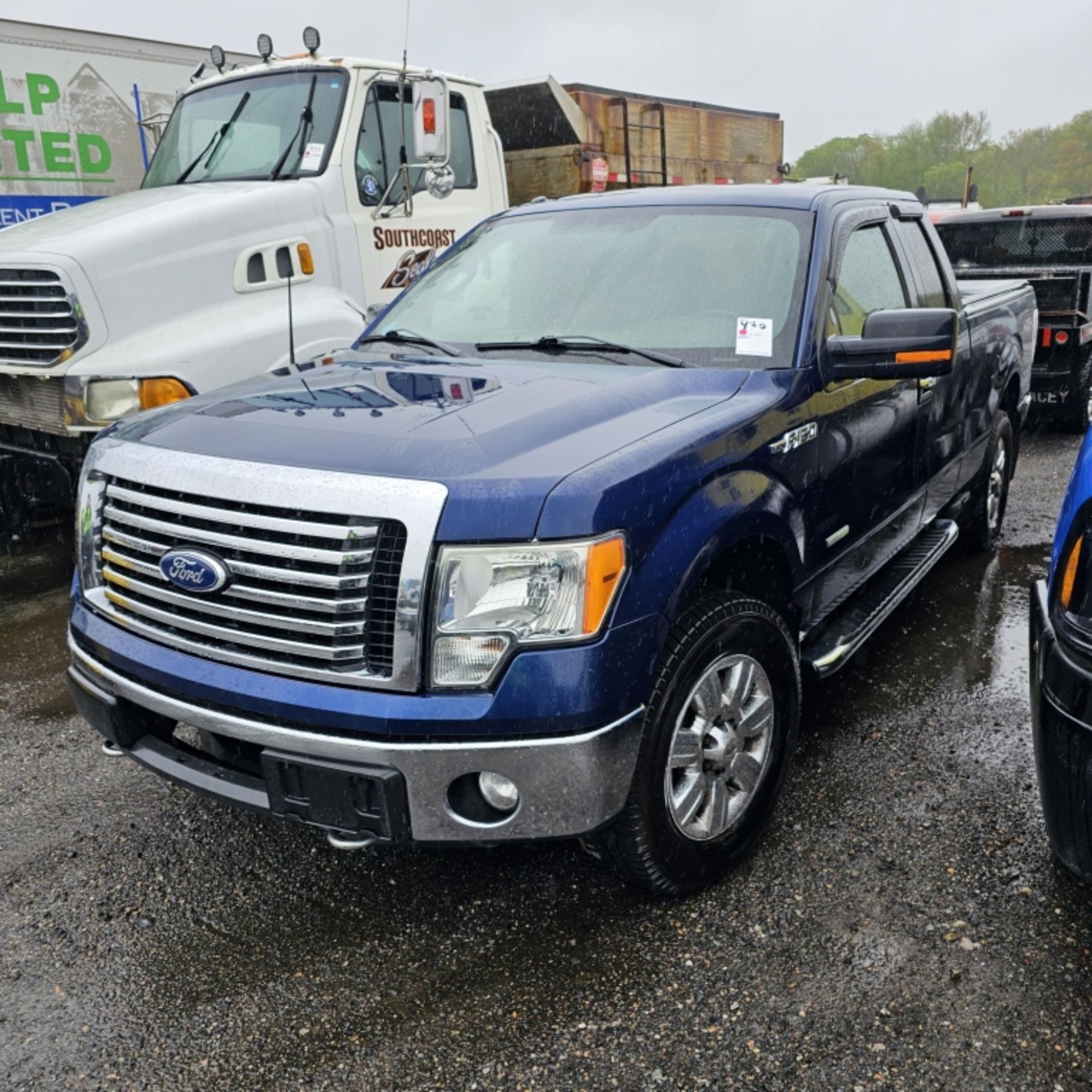 2011 Ford F150 - Image 2 of 8