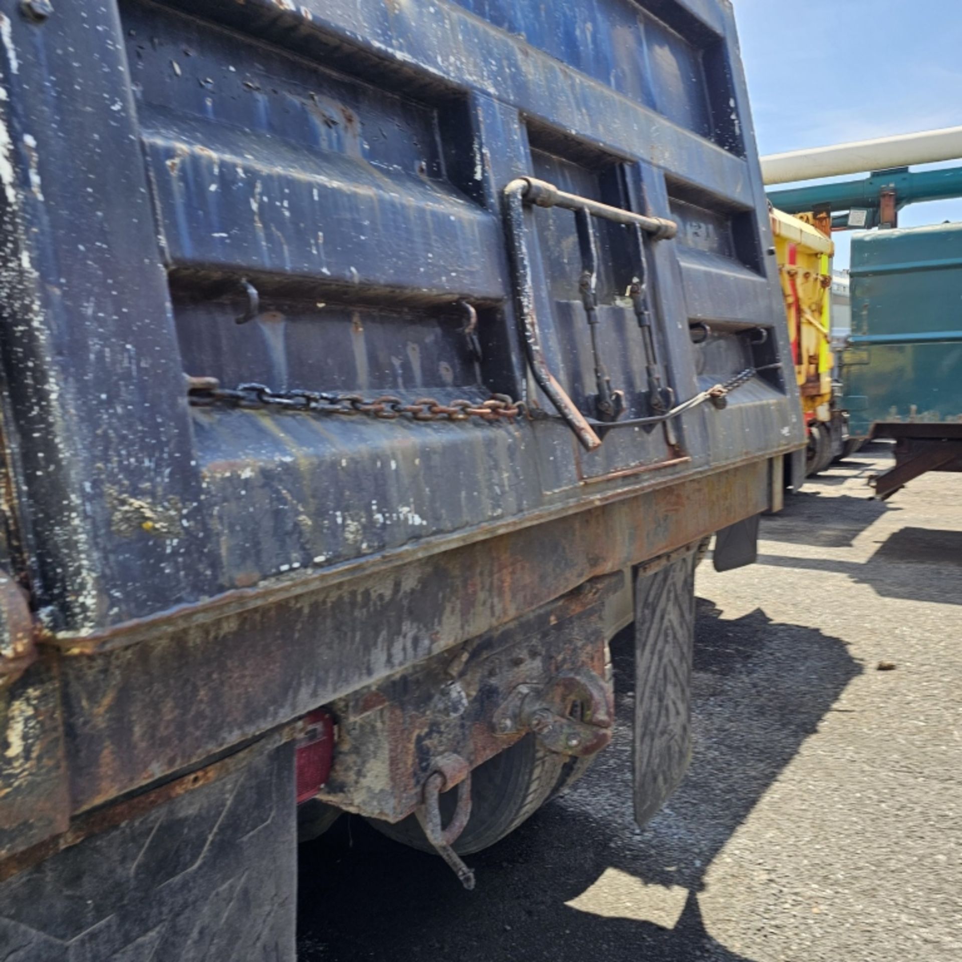 Mack Rd686s Triaxle Dump Truck - Image 8 of 12