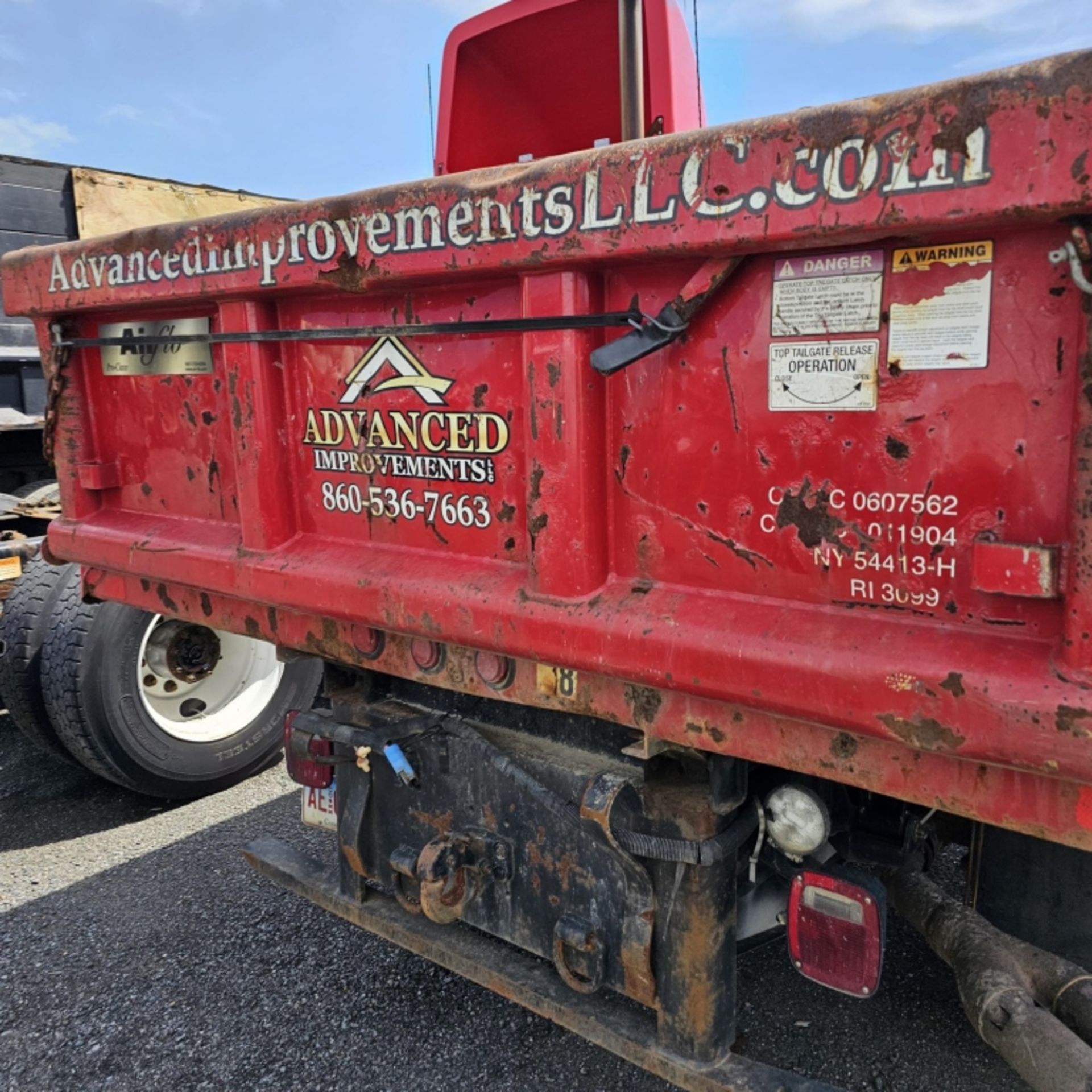 2016 Ford F550 Dump With Plow - Image 9 of 15