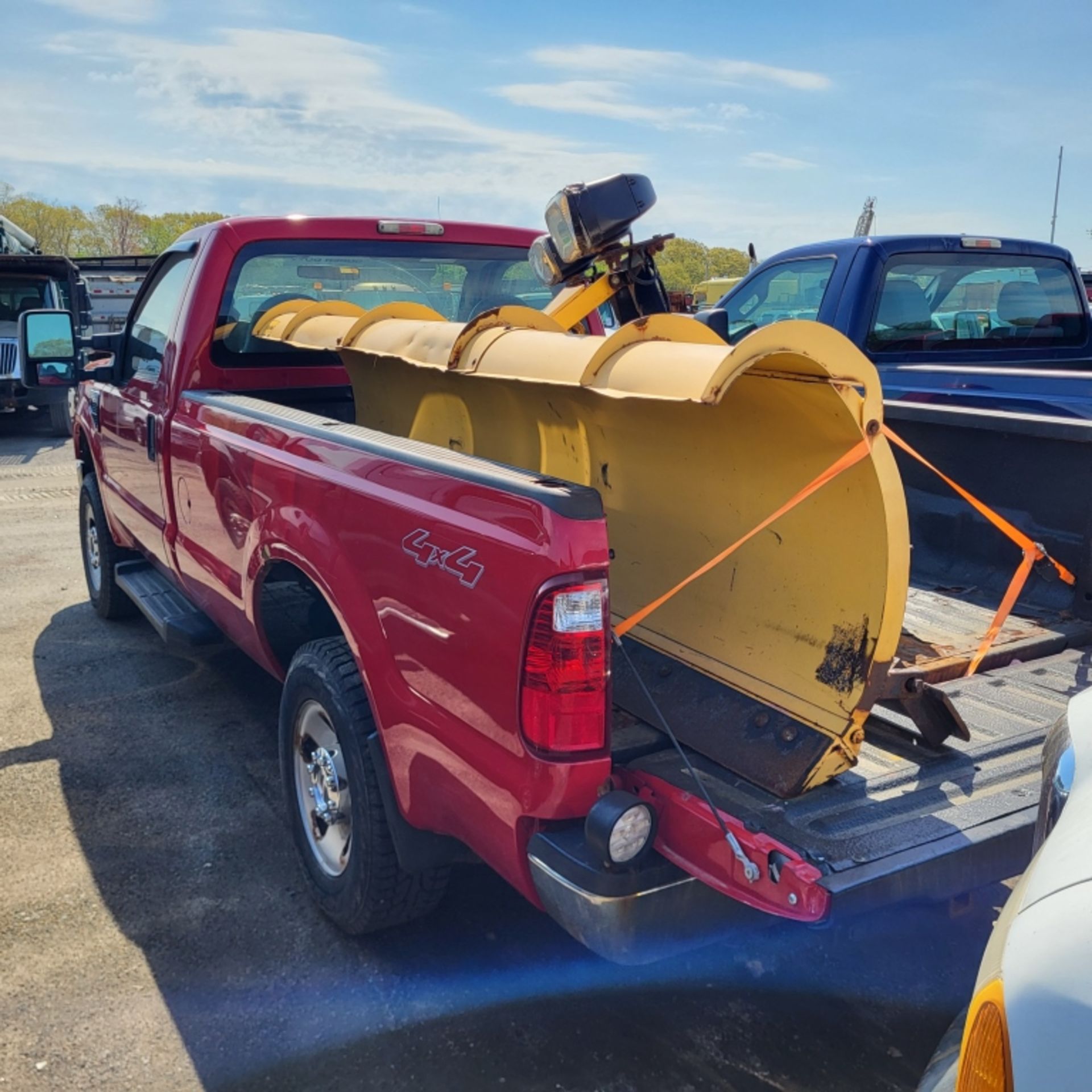 2010 Ford F-250 Pickup W/plow - Image 3 of 18