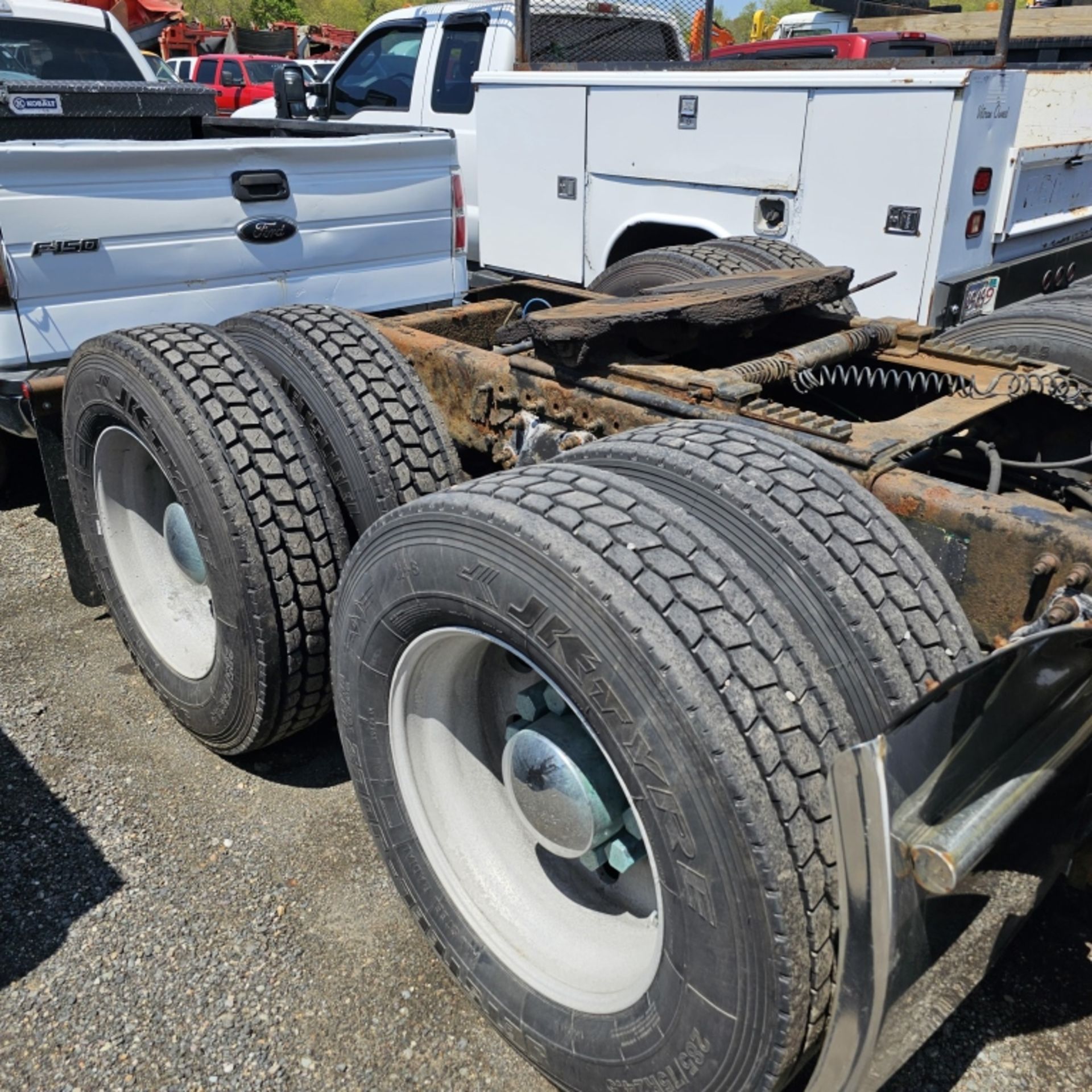 1999 Freightliner Tractor - Image 5 of 13