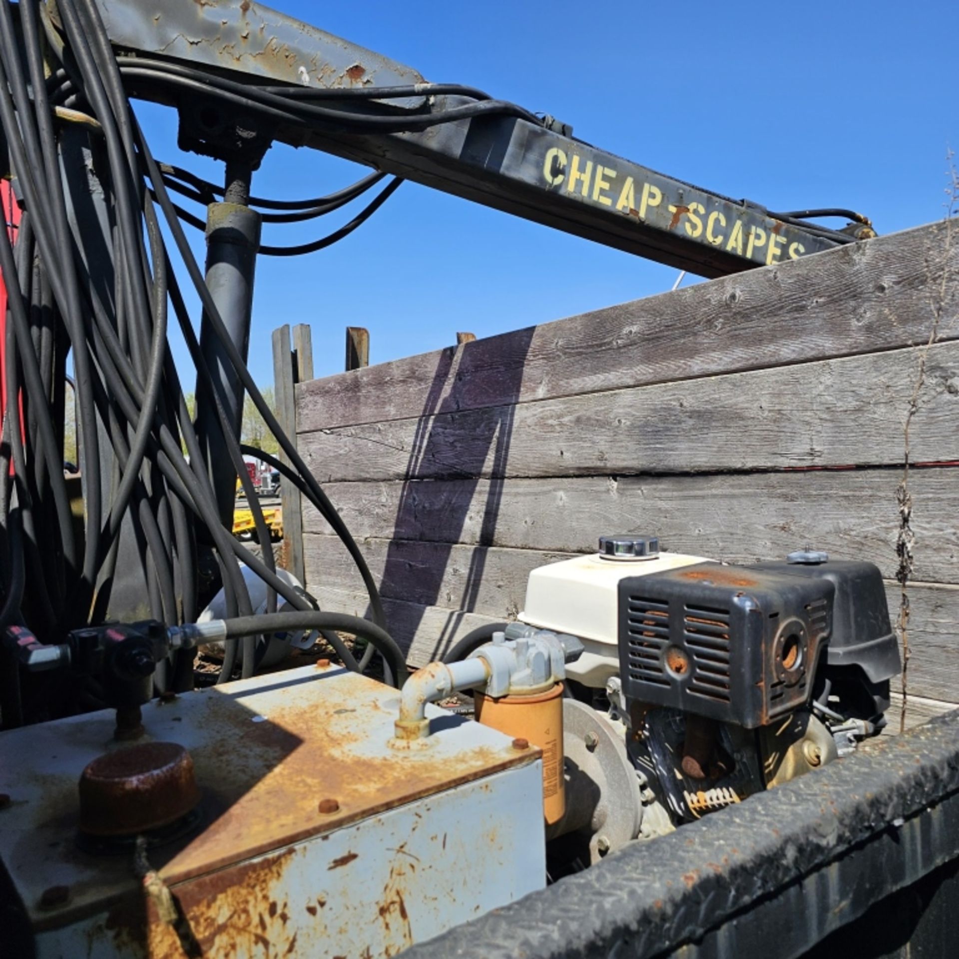 1988 Gmc Flatbed With Loader - Image 5 of 7