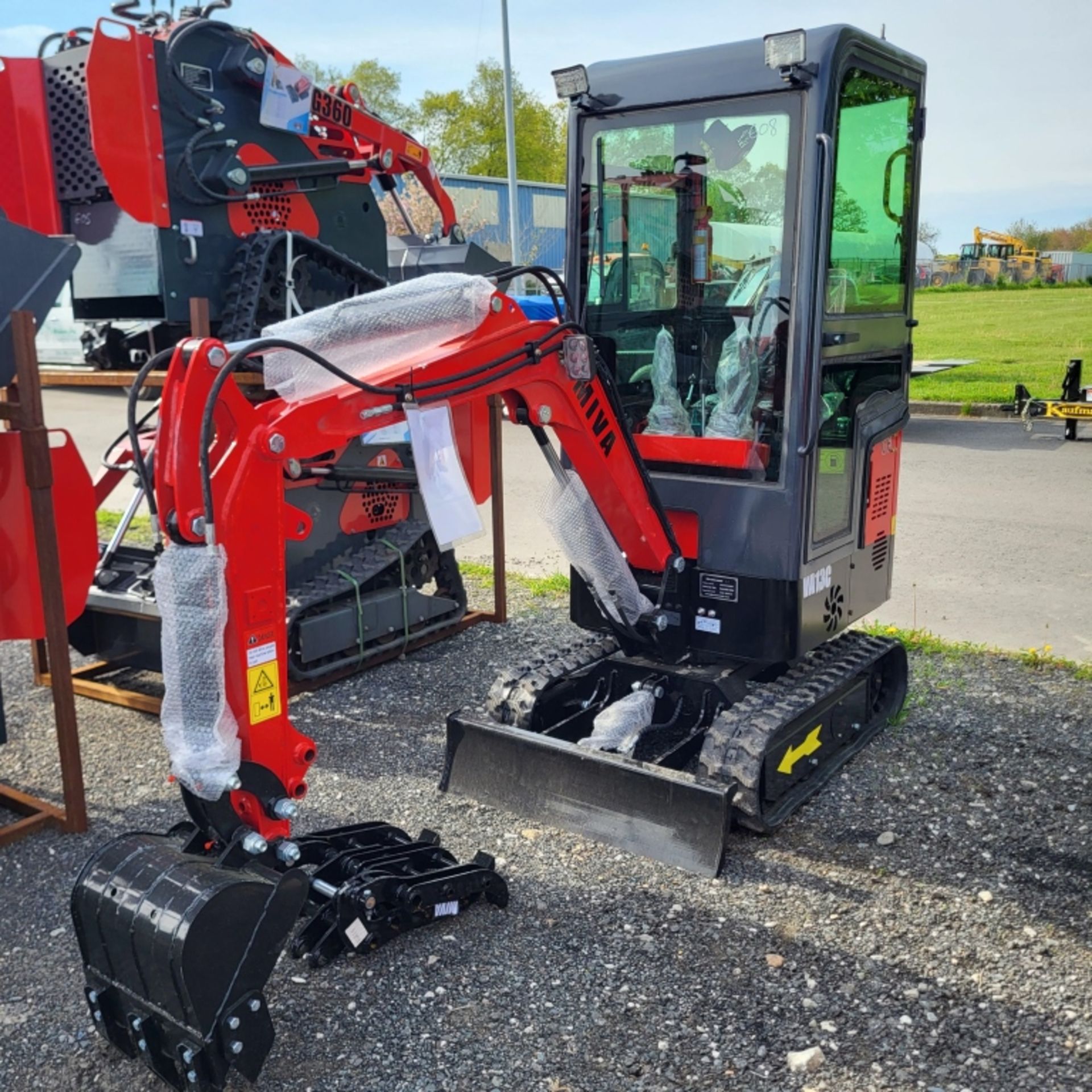 Miva va13c mini crawler excavator