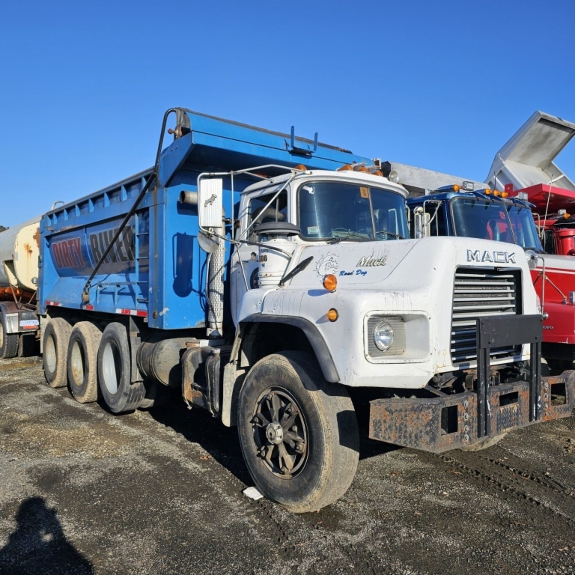 1994 Mack Dm690s Triaxle Dump Truck