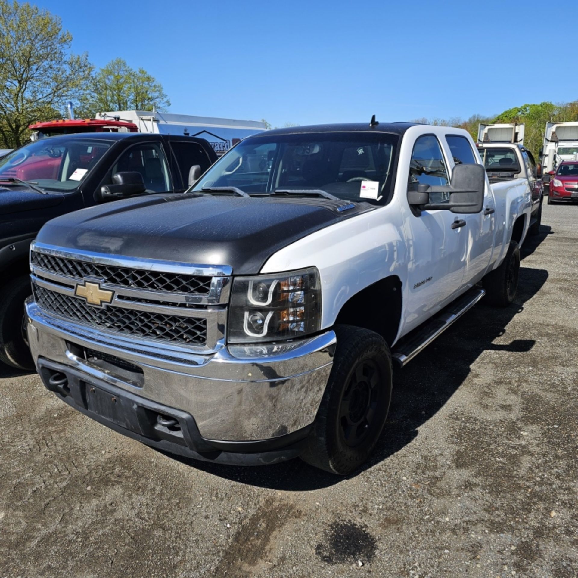 Chevy 2500 Hd Pickup - Image 2 of 7