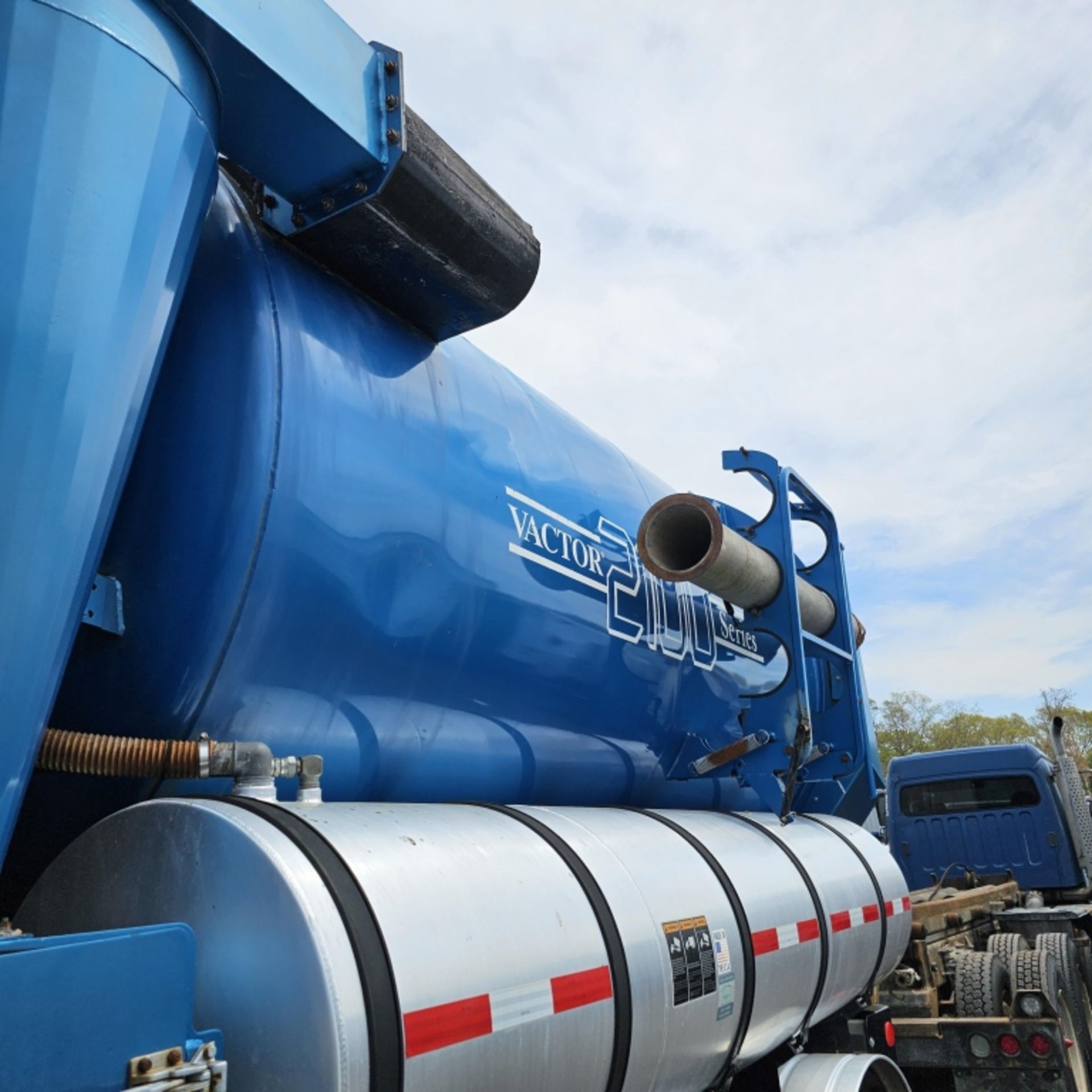 2004 Sterling Vactor Truck - Image 11 of 15
