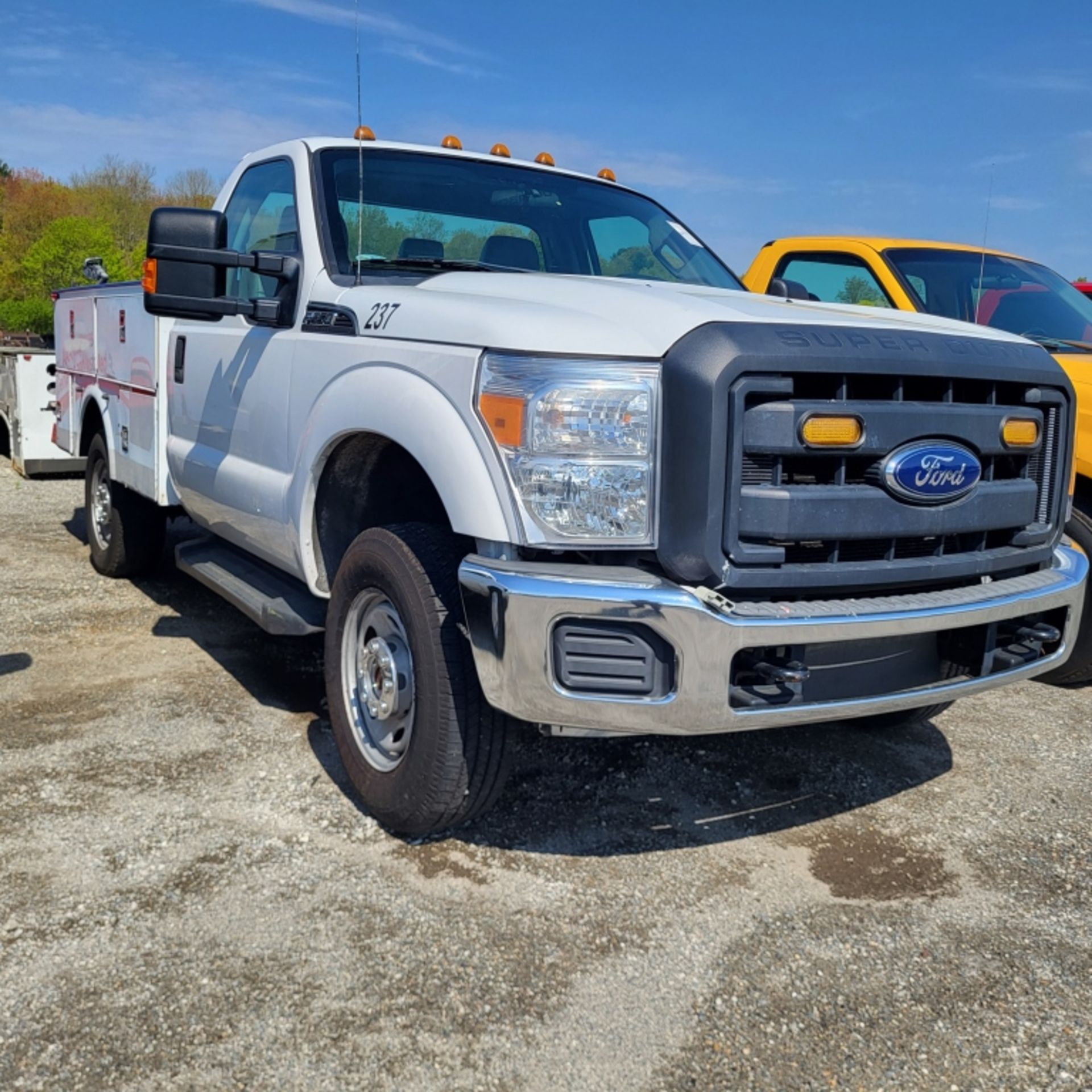2013 Ford F-350 Pickup - Image 4 of 17
