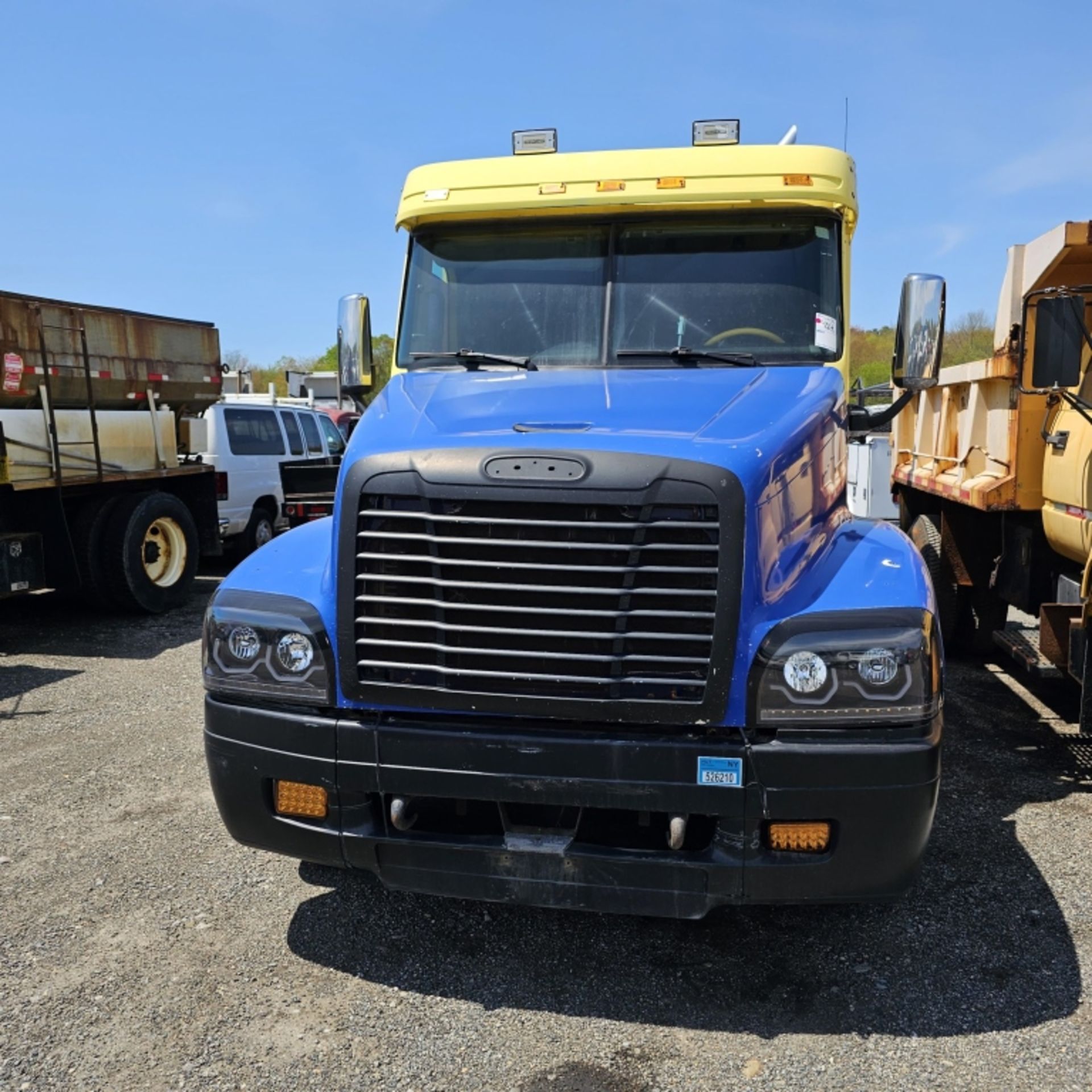 1999 Freightliner Tractor - Image 3 of 13