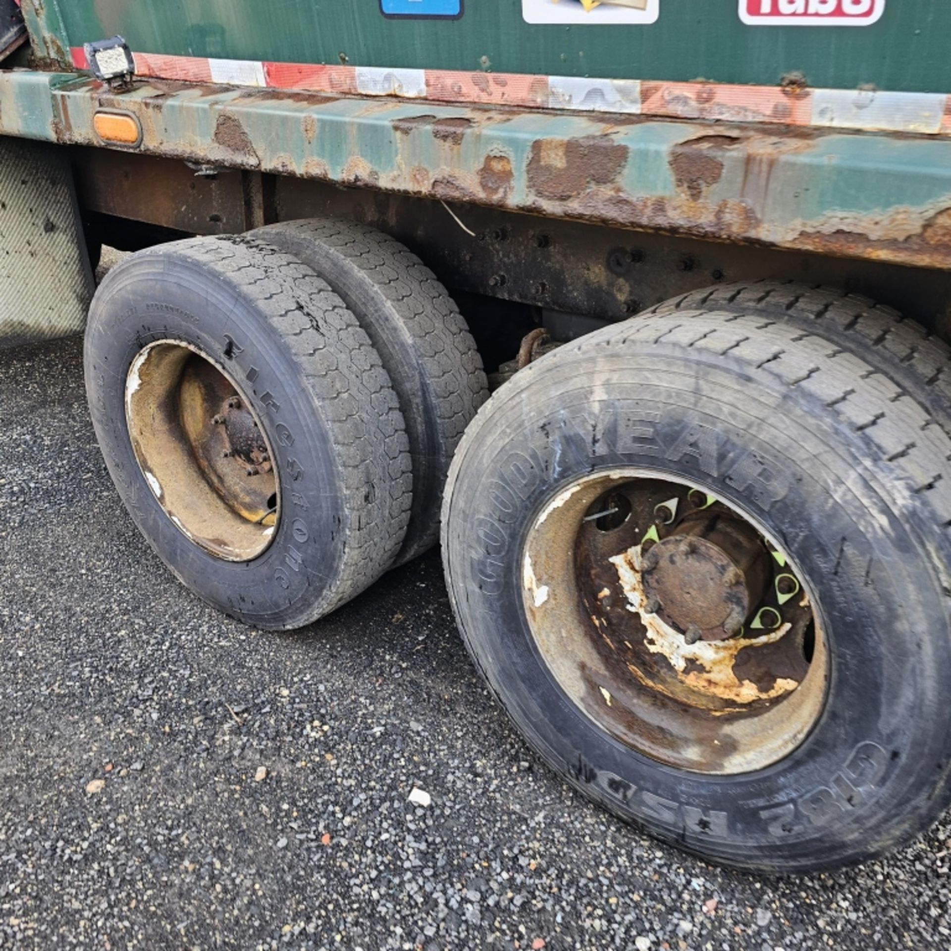 2010 Mack Mru613 Rear Load Packer - Image 10 of 14