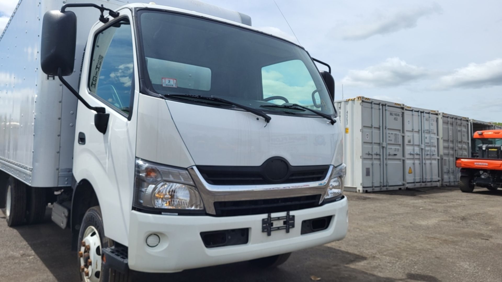 2018 Hino Box Truck - Image 14 of 22