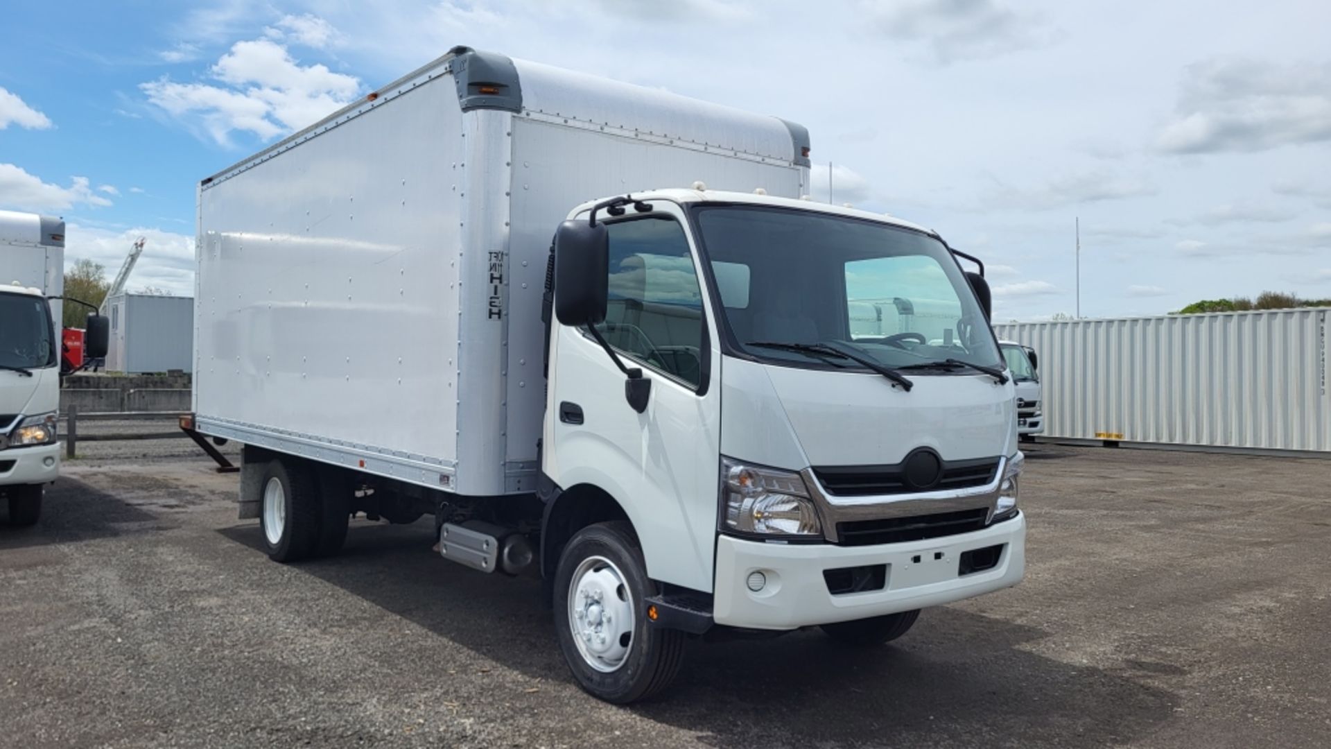 2017 Hino Box Truck