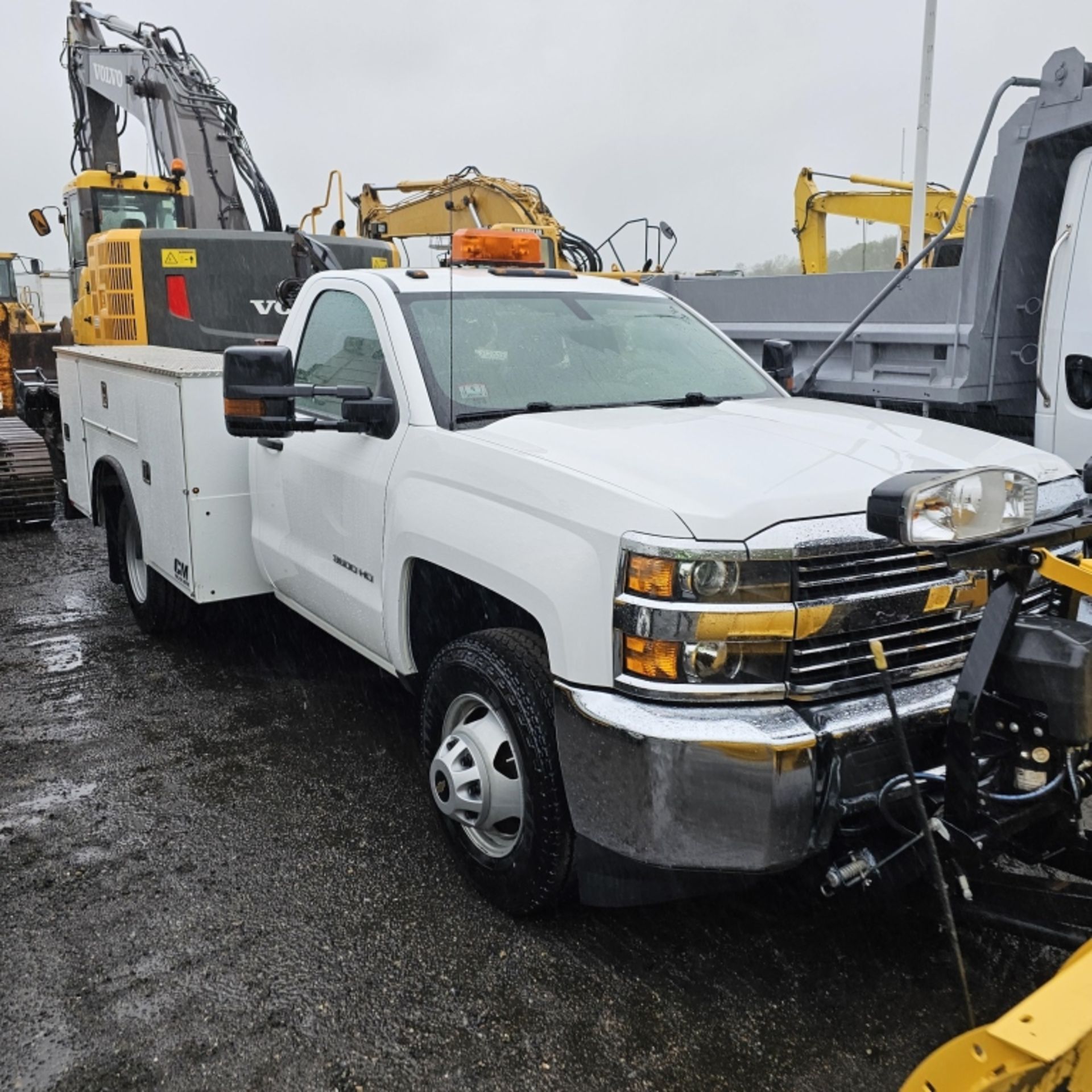 2017 Chevy 3500hd Service Truck - Image 5 of 12
