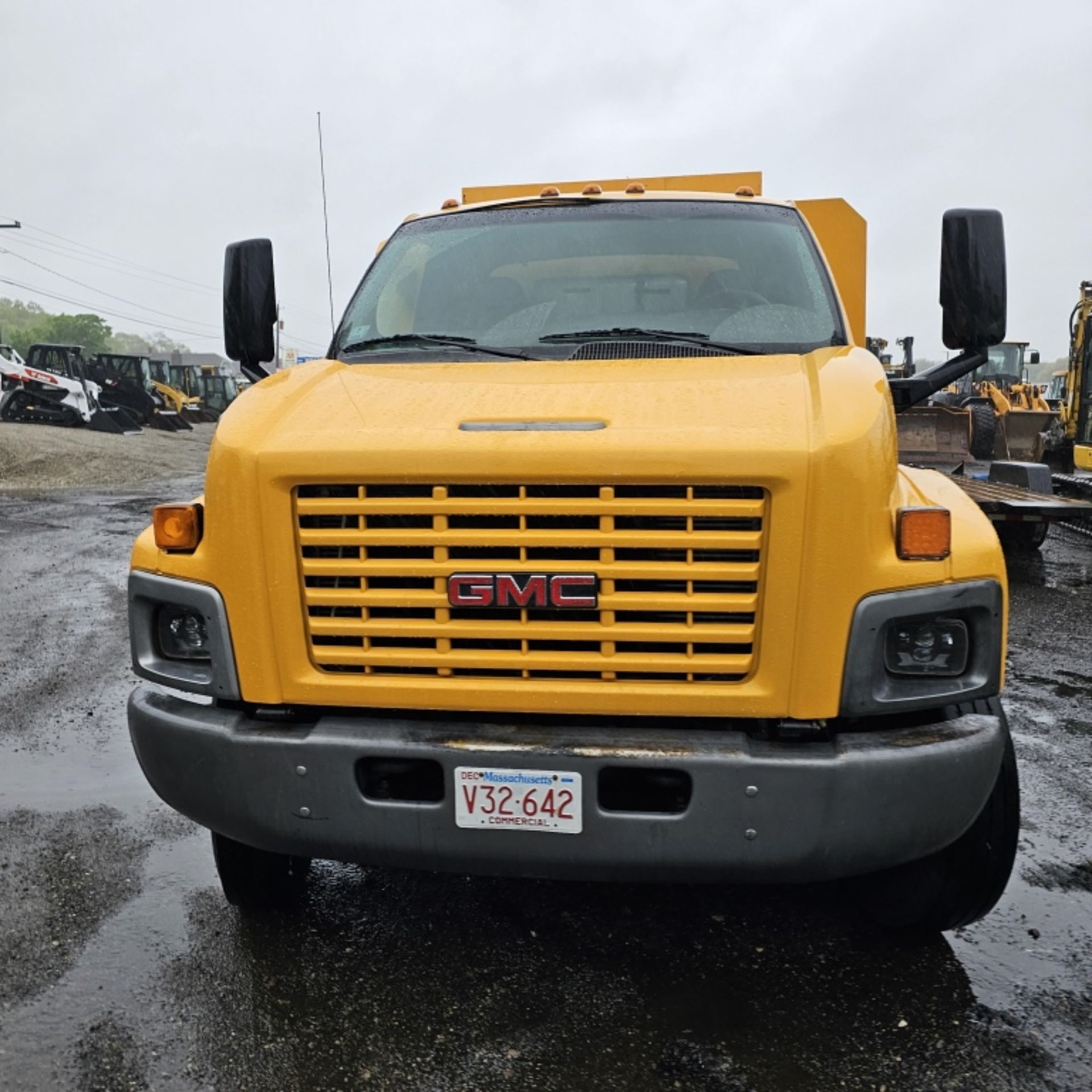 2004 Chevy C6500 Service Truck - Image 3 of 11