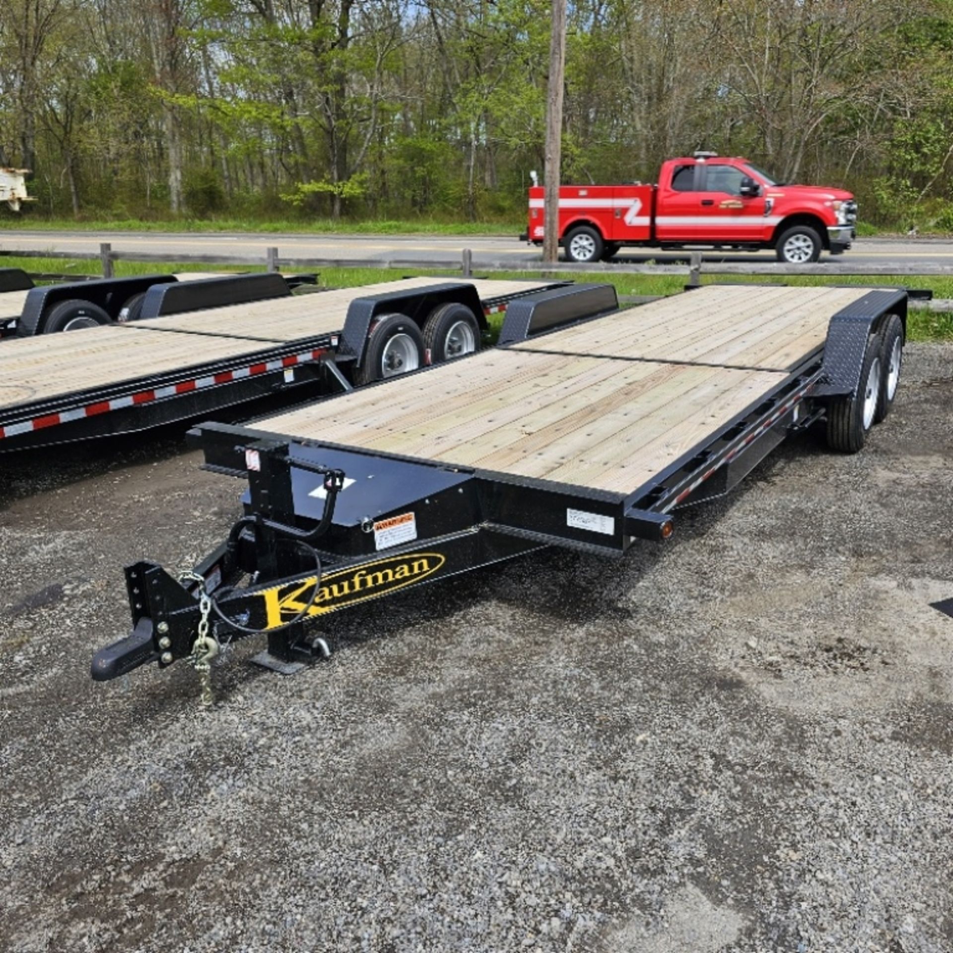 2024 Kaufman Tilt Deck Trailer - Image 2 of 11