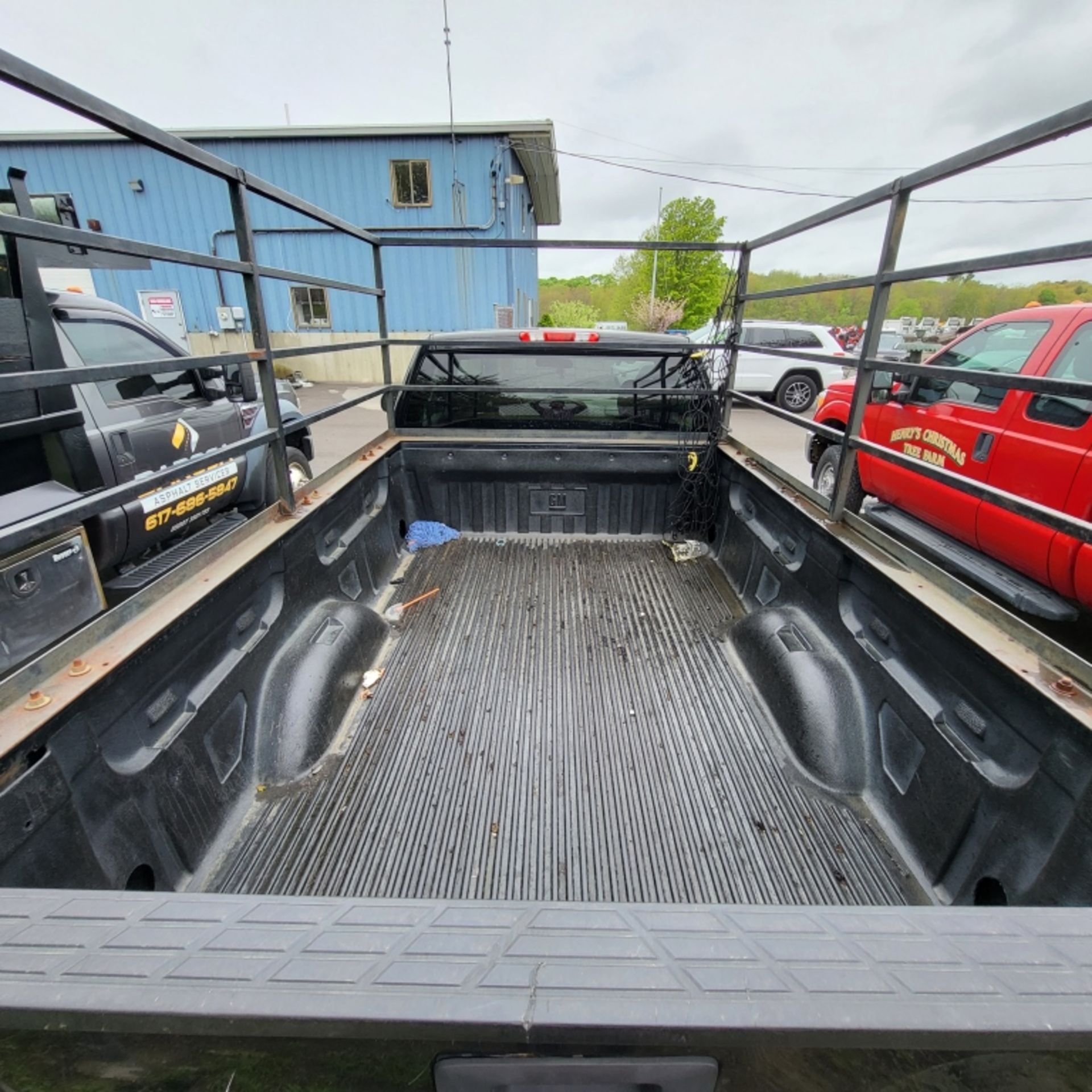 2013 Chevy Silverado Pickup - Image 12 of 17