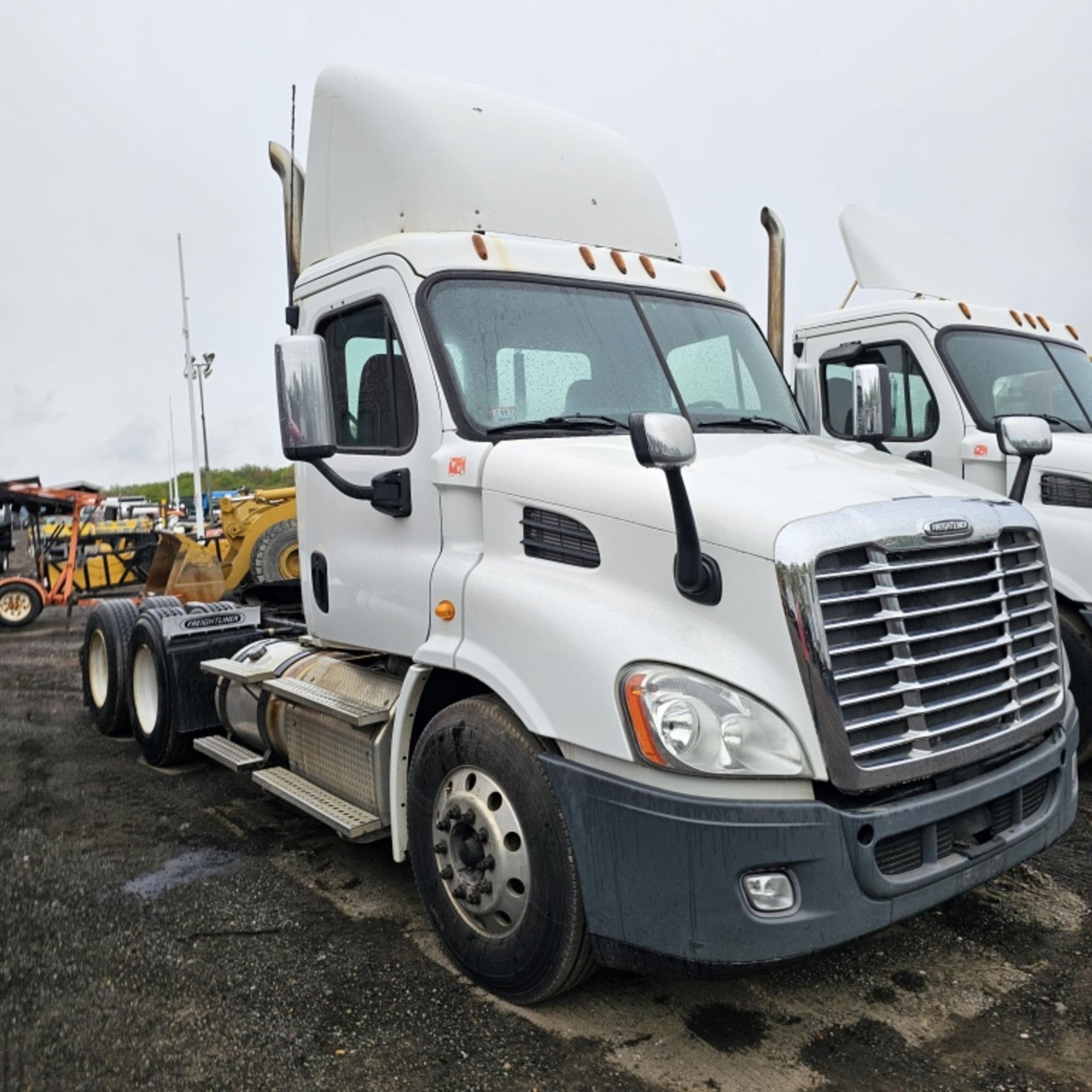 2013 Freightliner Tractor